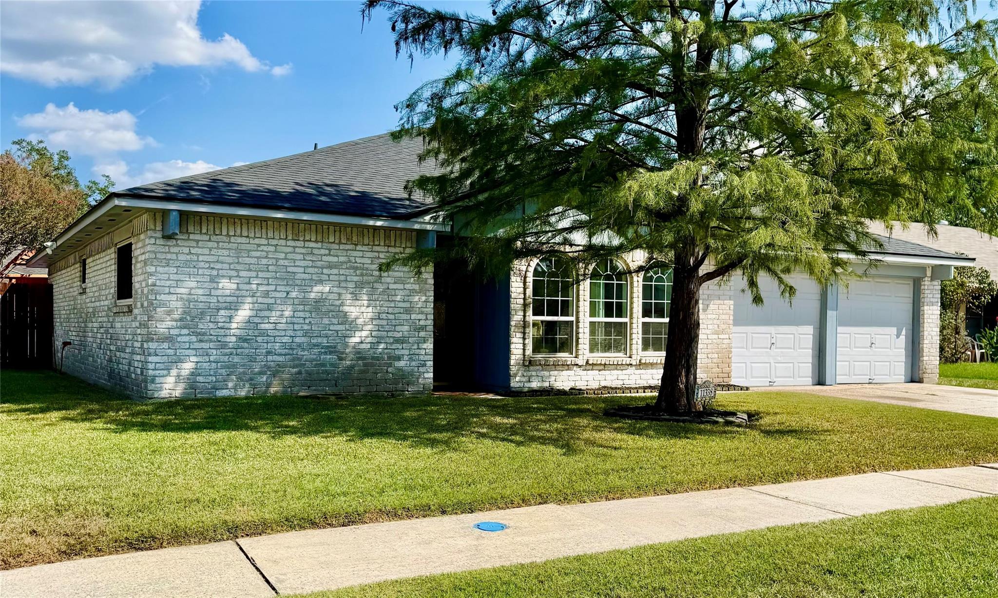 11338 Valarno Drive, Houston TX 77066 Property Photo 1