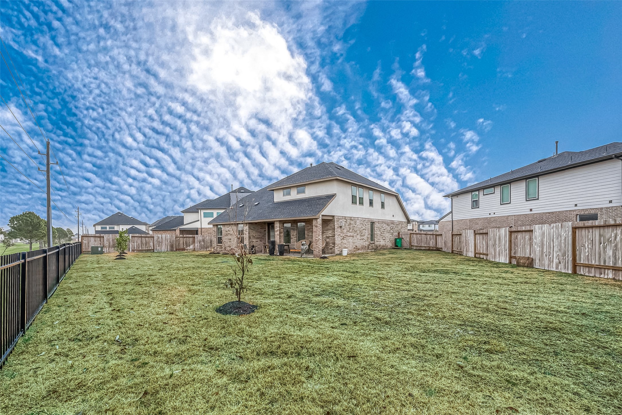 3802 Aidens Peak Court Property Photo 48
