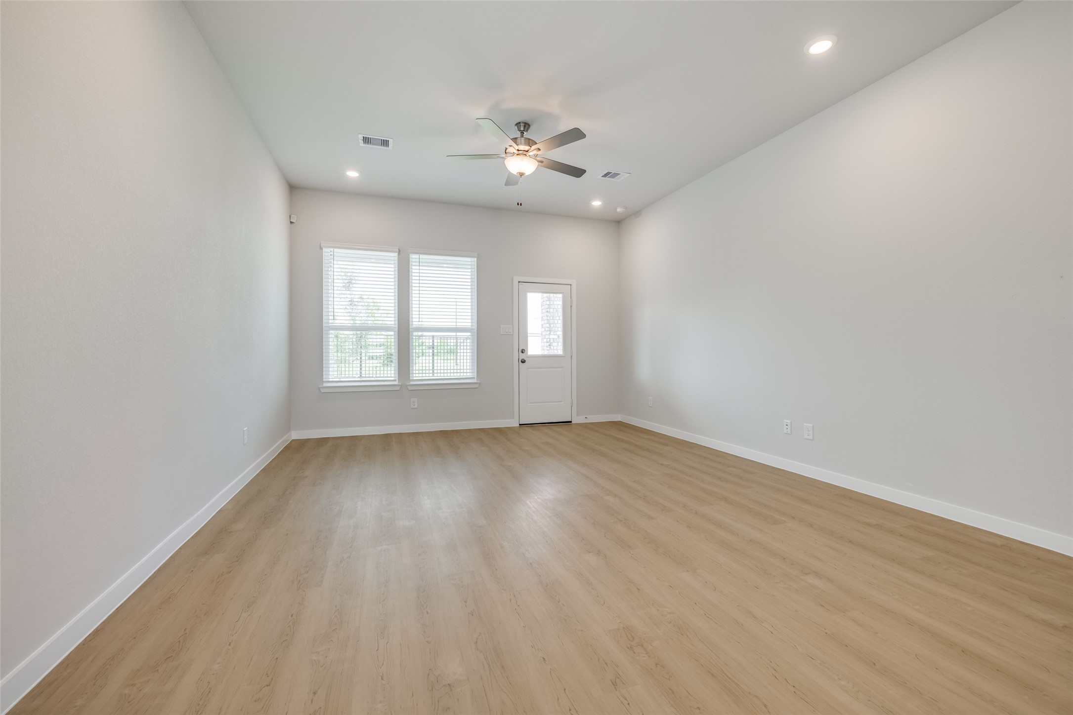 12534 Nueces River Drive Property Photo 15