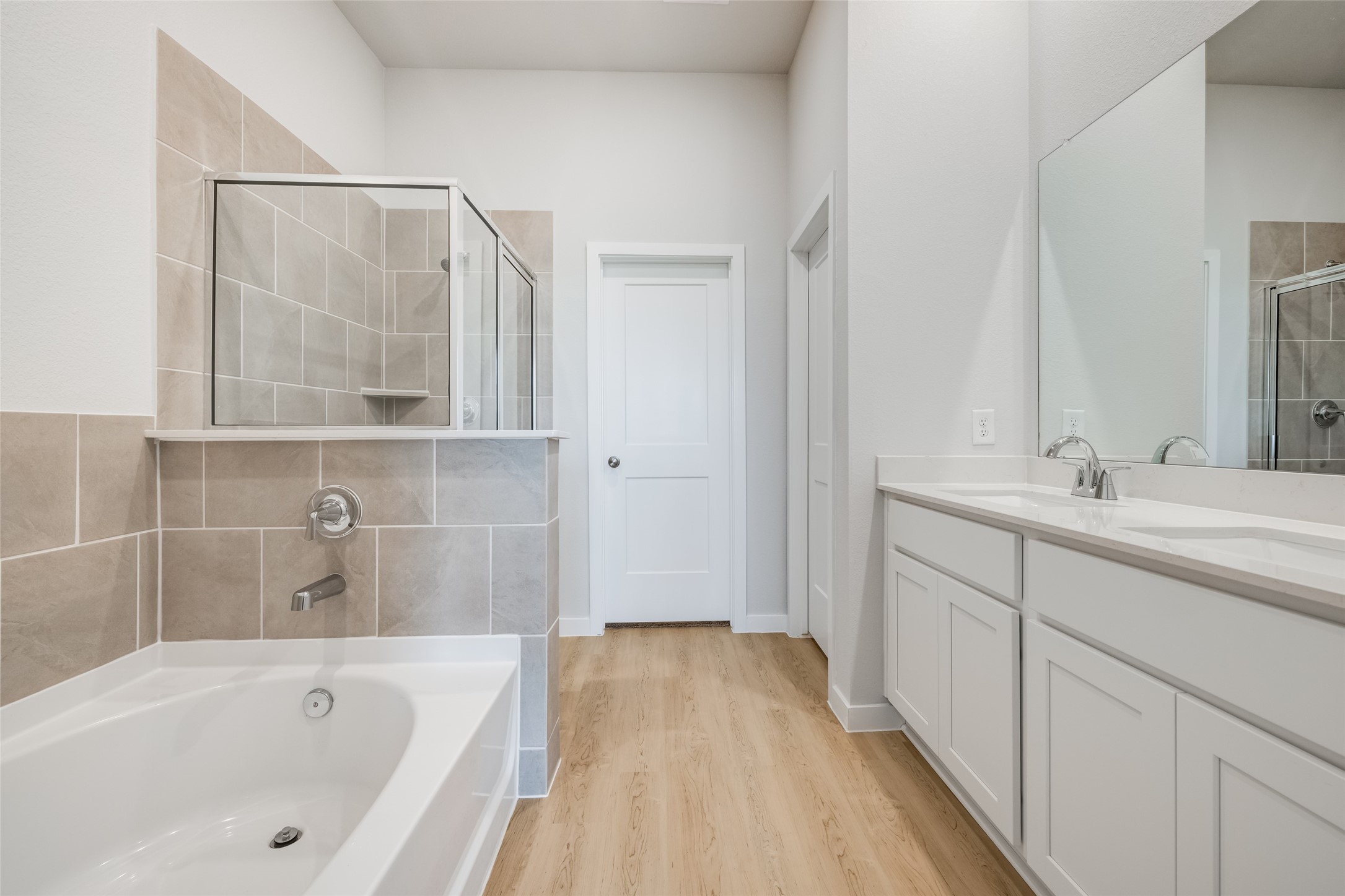 12534 Nueces River Drive Property Photo 19