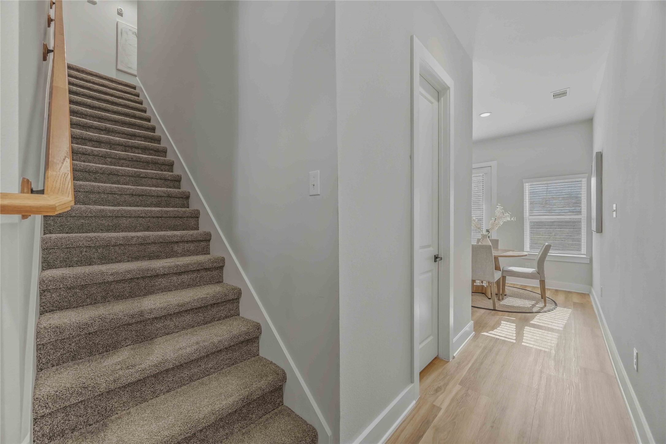 13134 Perennial Springs Drive Property Photo 4