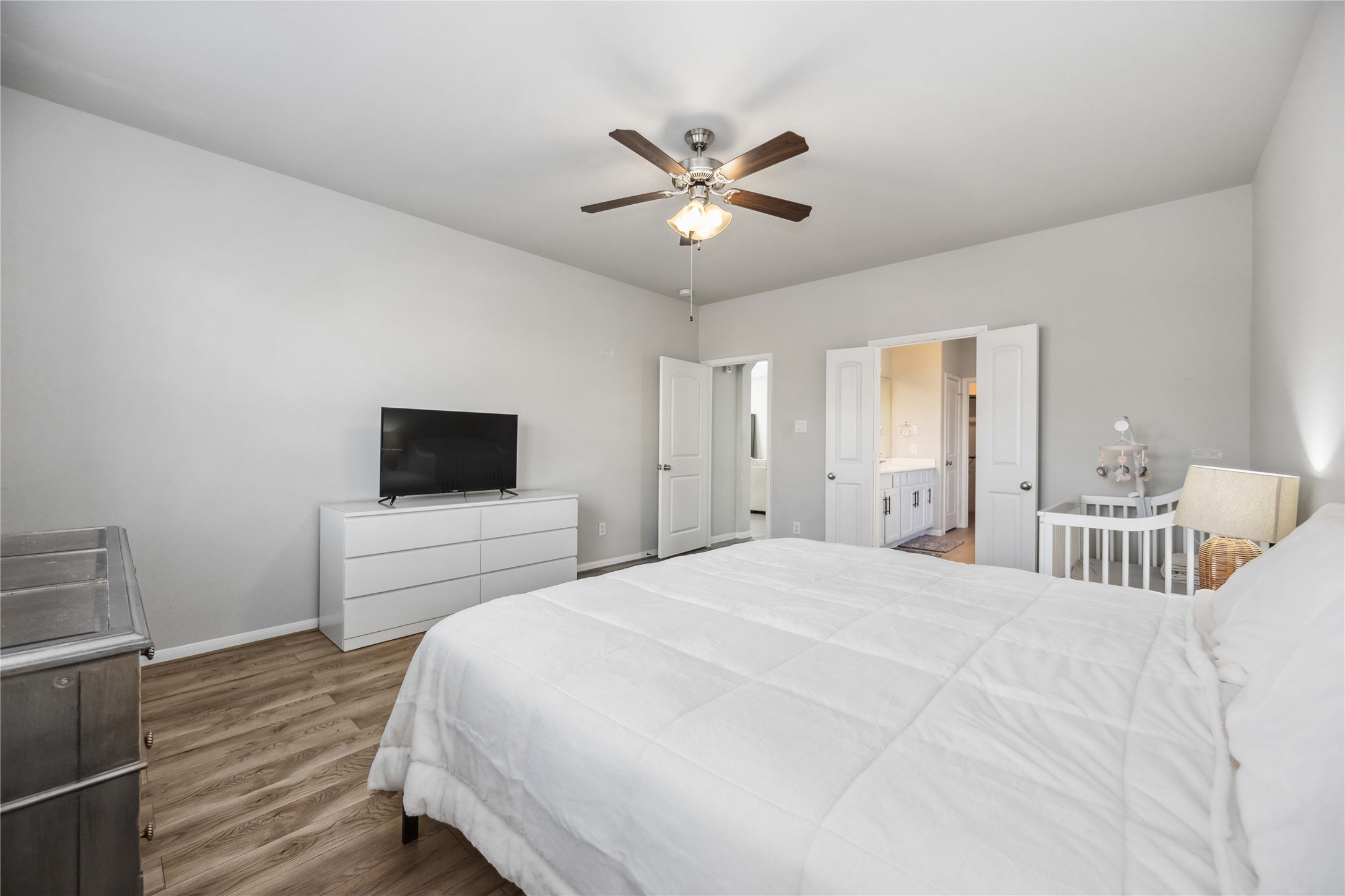 5914 Prince Place Drive Property Photo 19