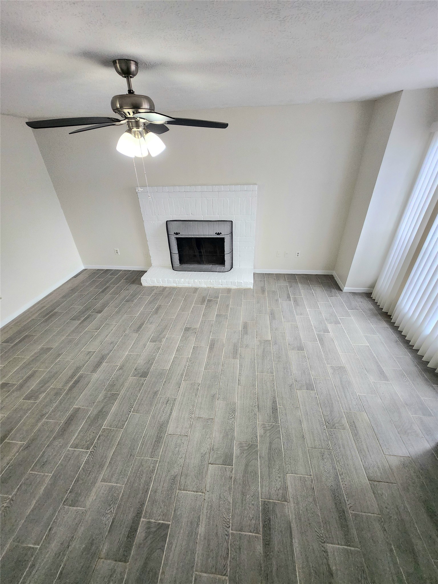 10047 Emerald Creek Drive Property Photo 24
