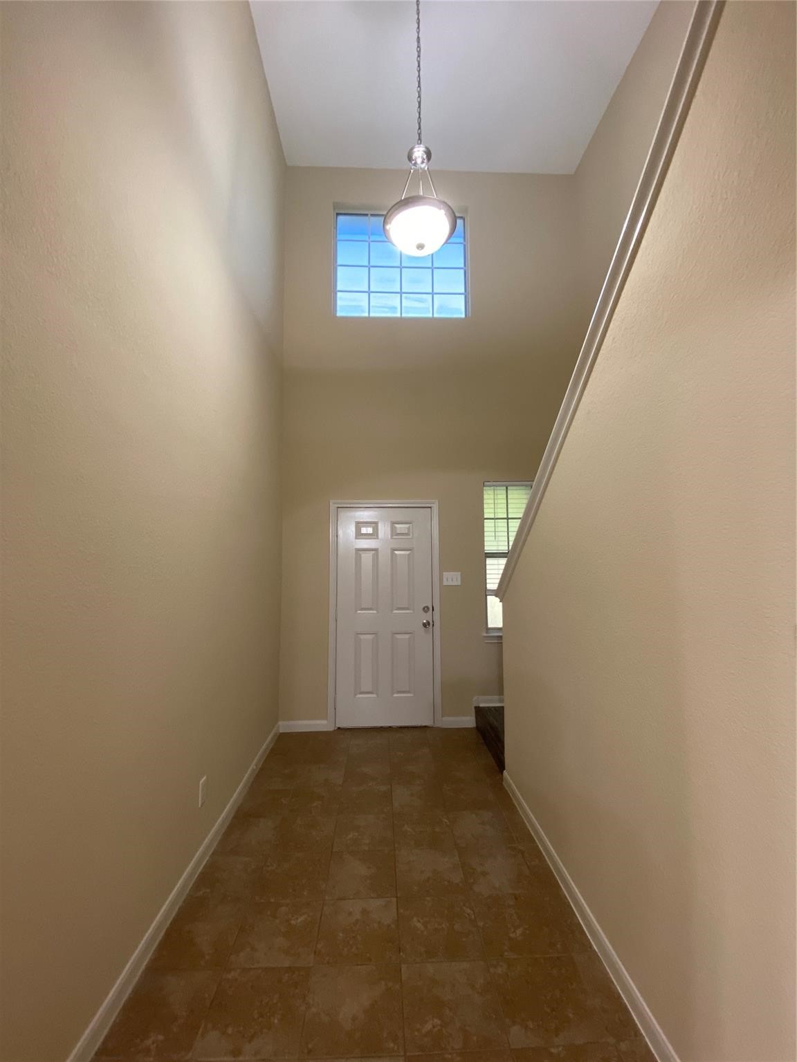 4903 Summer Ridge Drive Property Photo 3