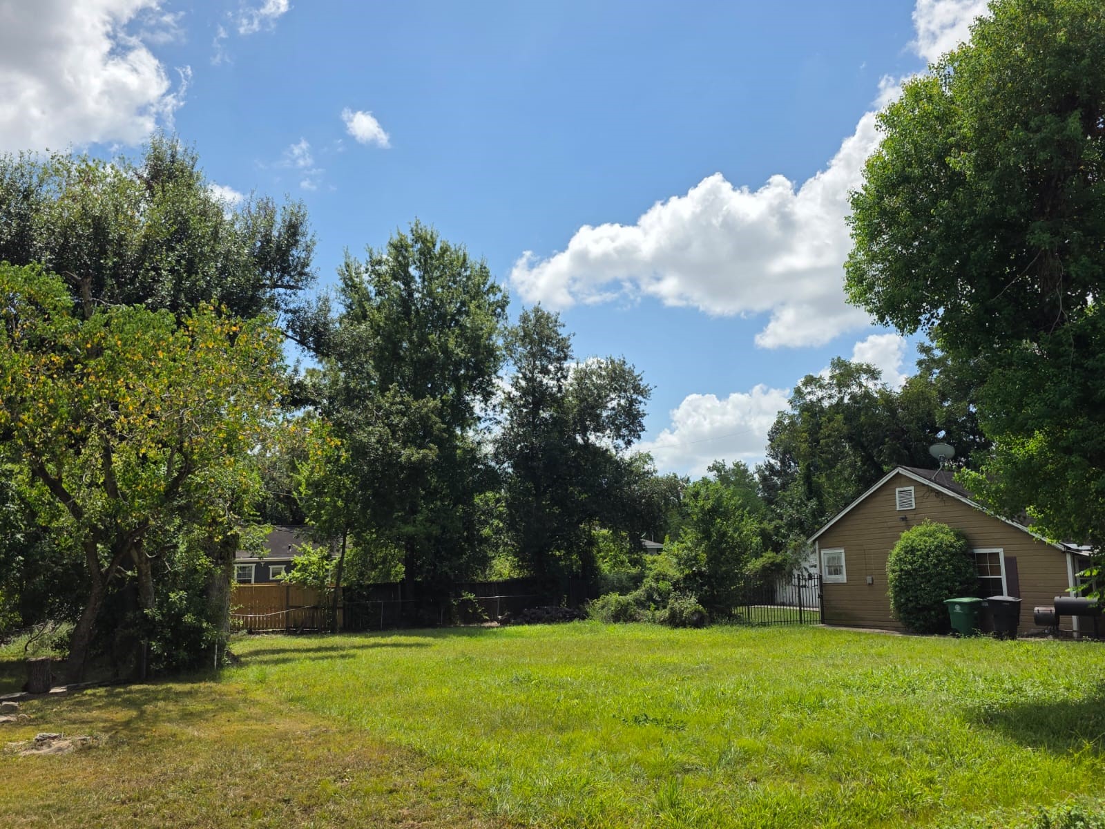 6821 Beachwood Street Property Photo 7