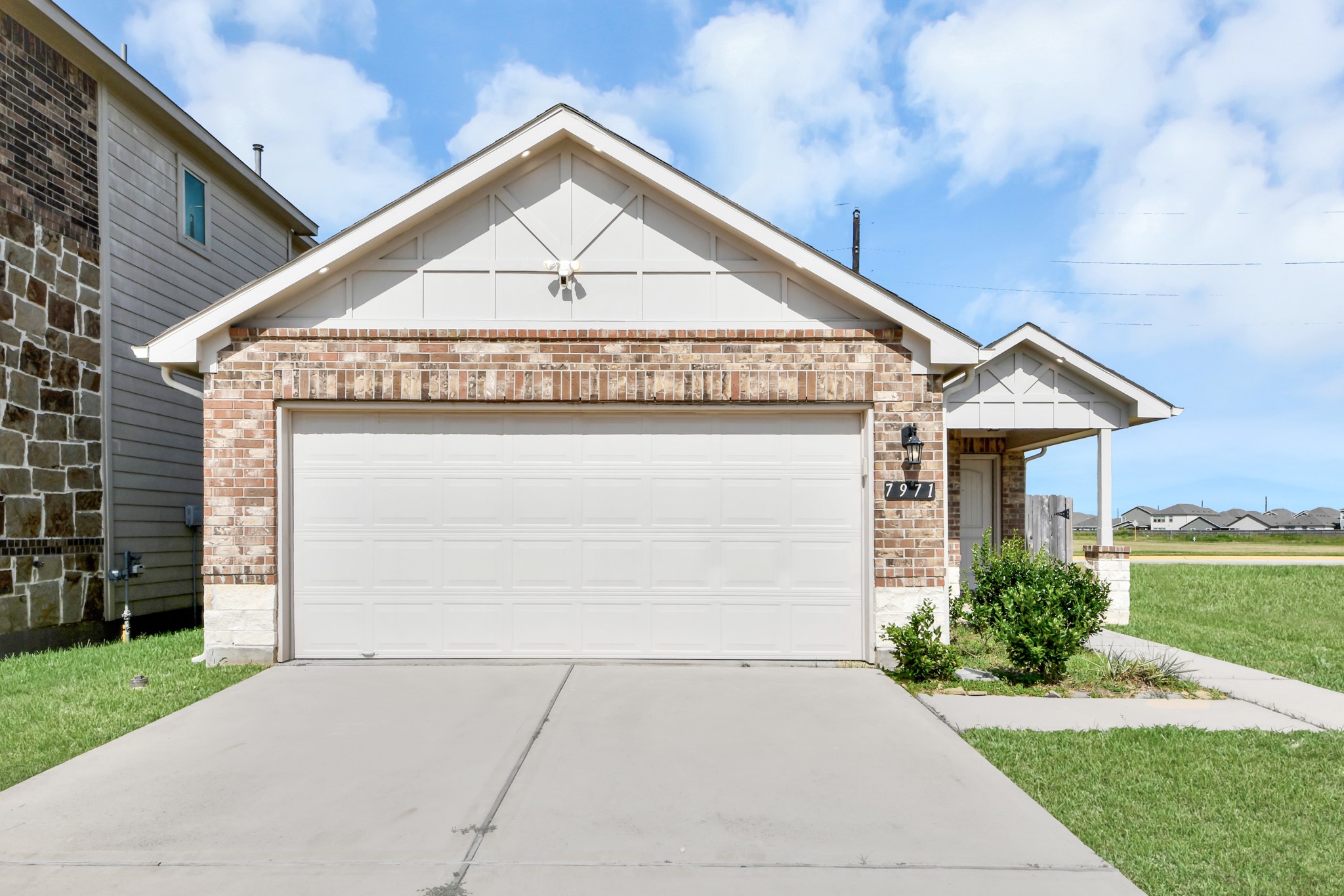 7971 Tuscan Cypress Dr Drive Property Photo 1
