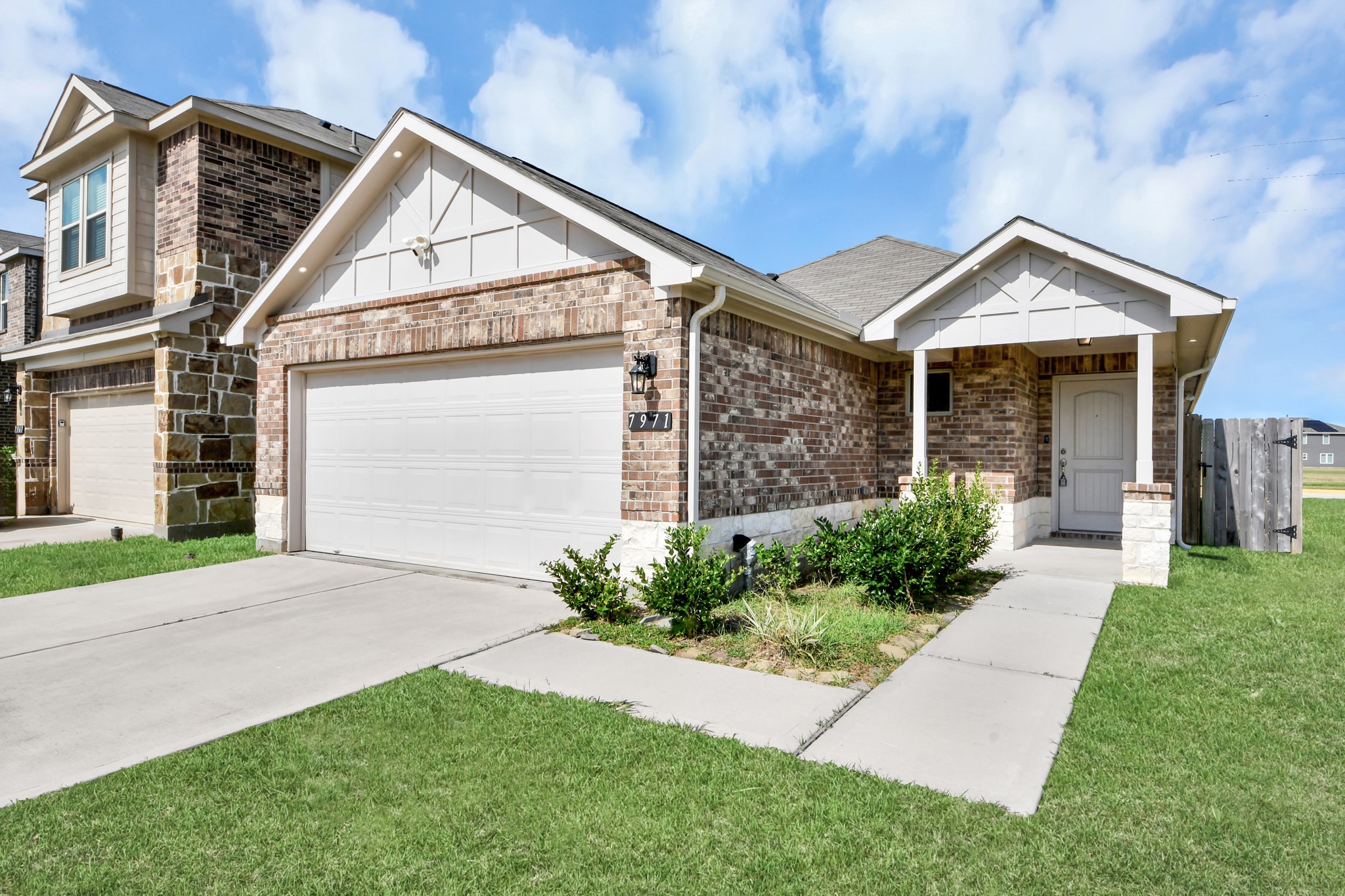 7971 Tuscan Cypress Dr Drive Property Photo 3