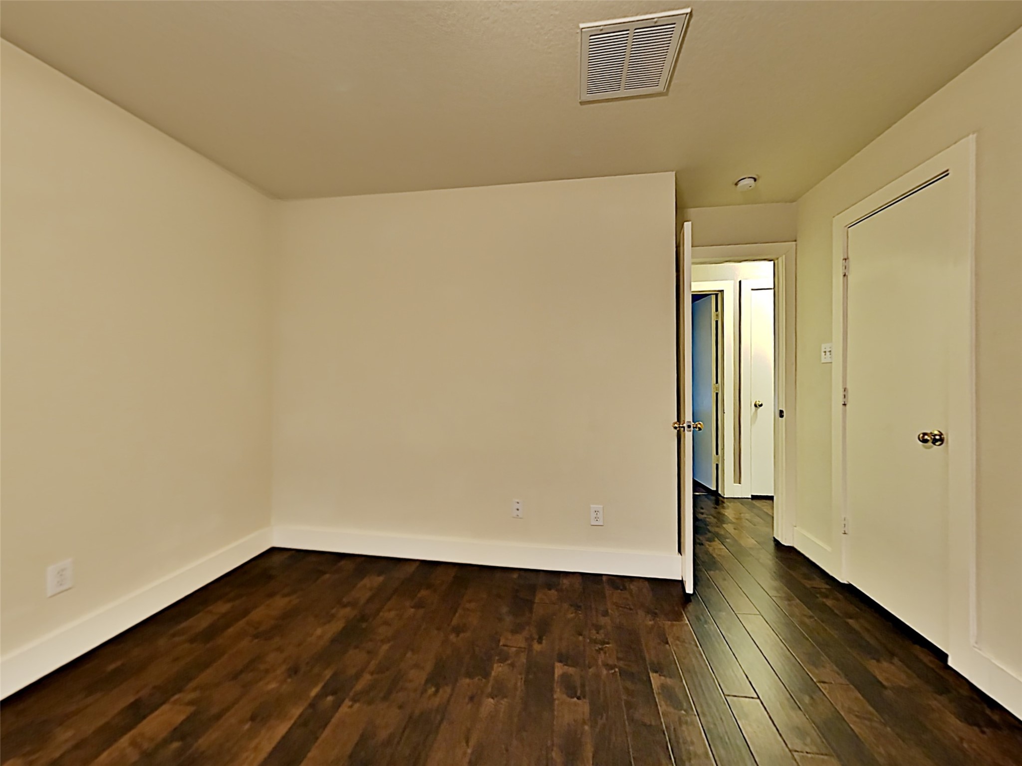 17314 Morning Star Avenue Property Photo 7