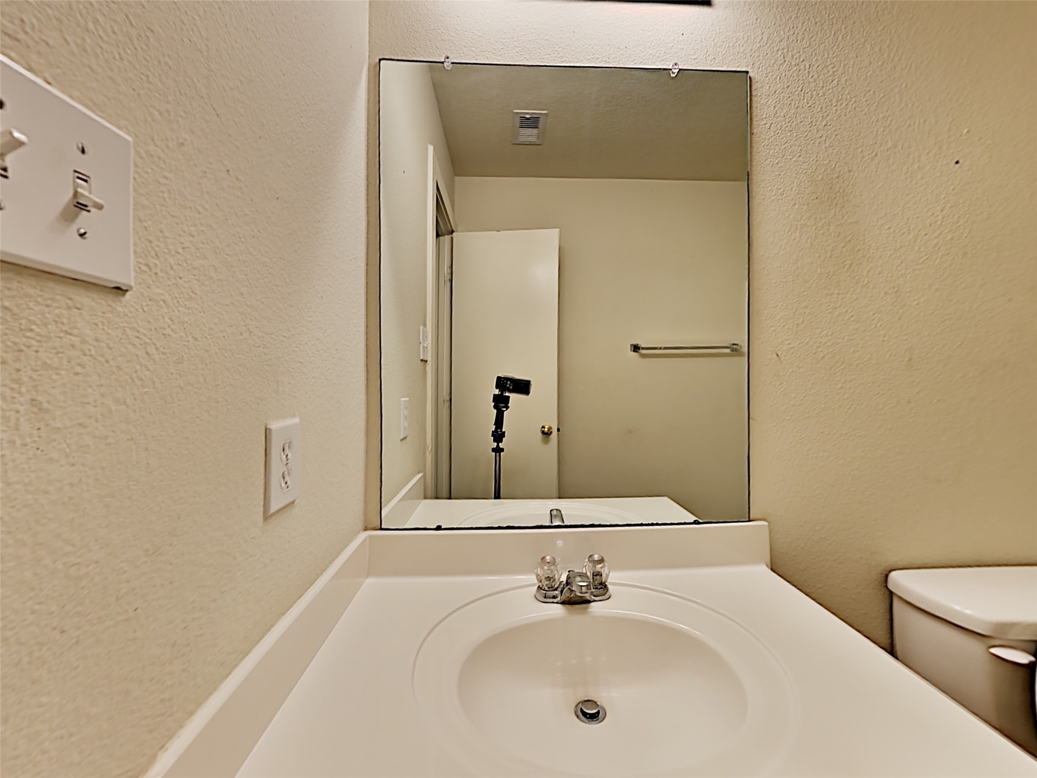 17314 Morning Star Avenue Property Photo 12