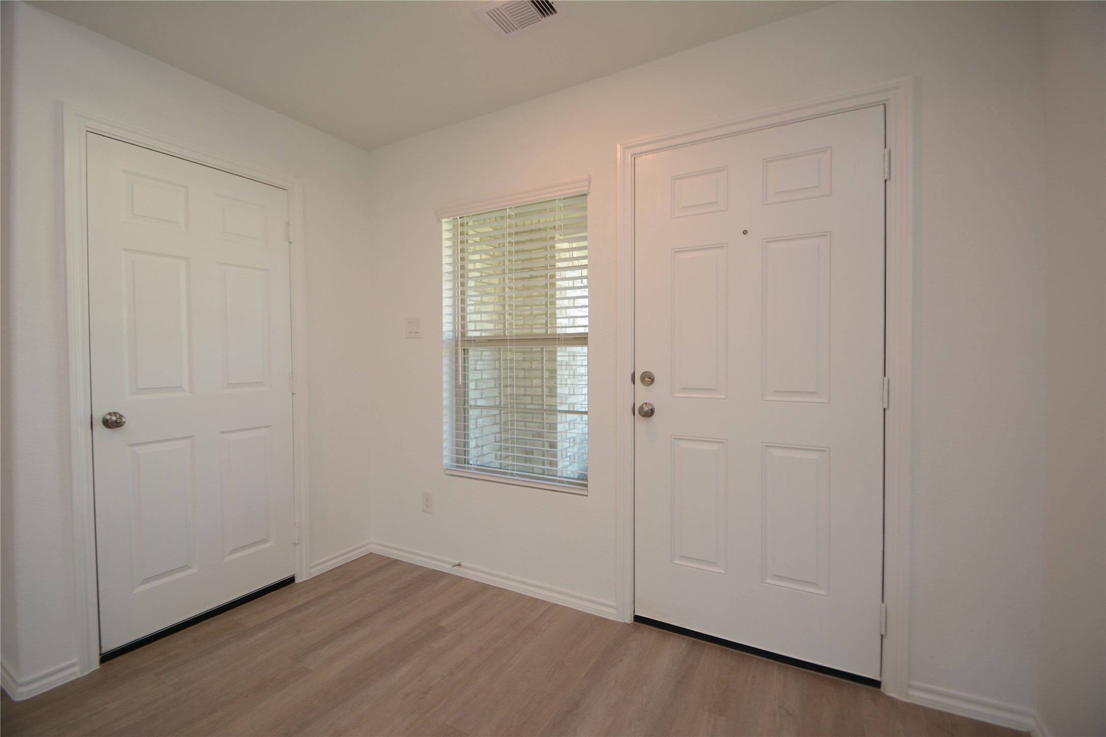 1319 Winding Willow Drive Property Photo 20