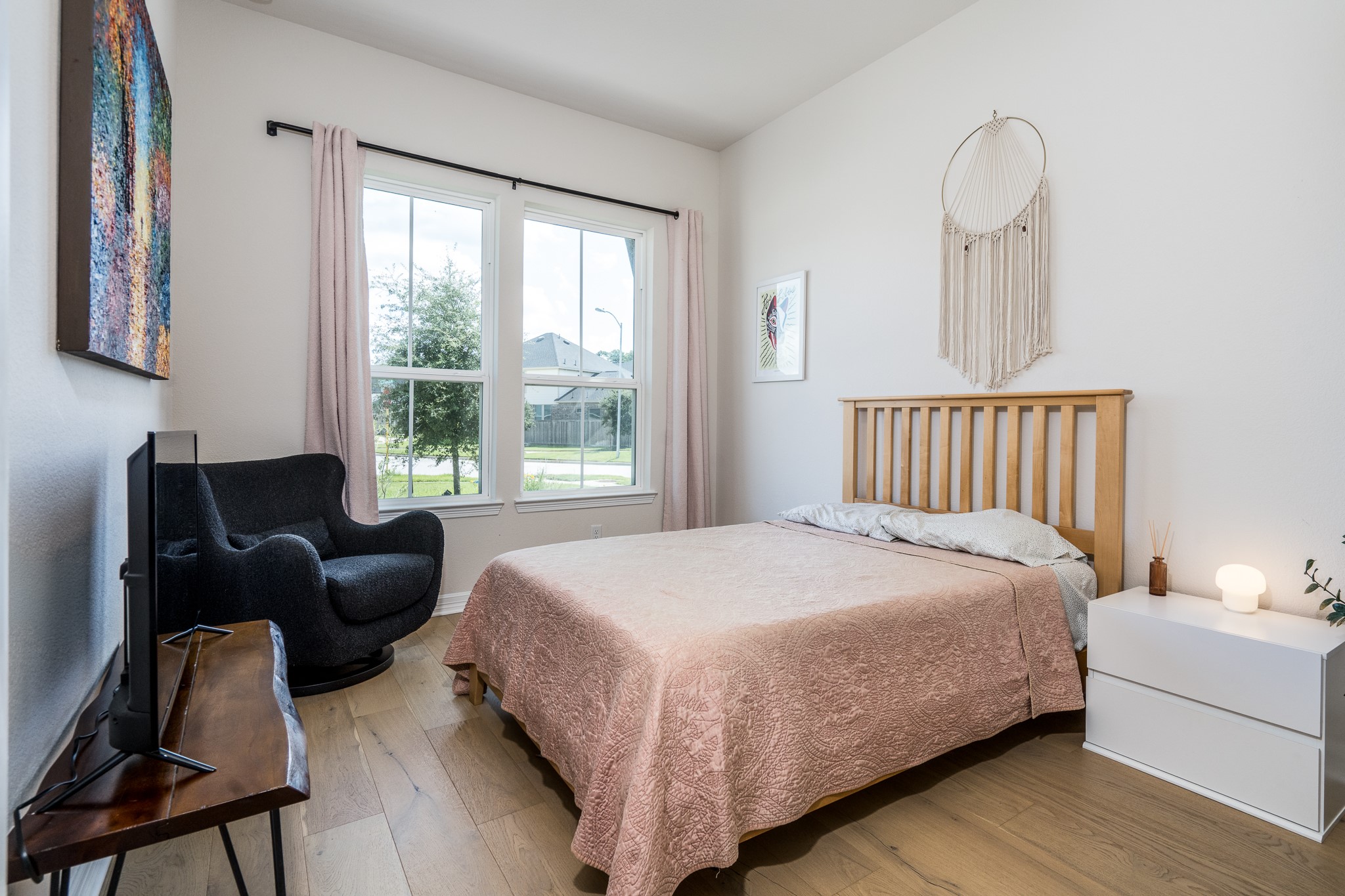 9403 Coleraine Court Property Photo 7