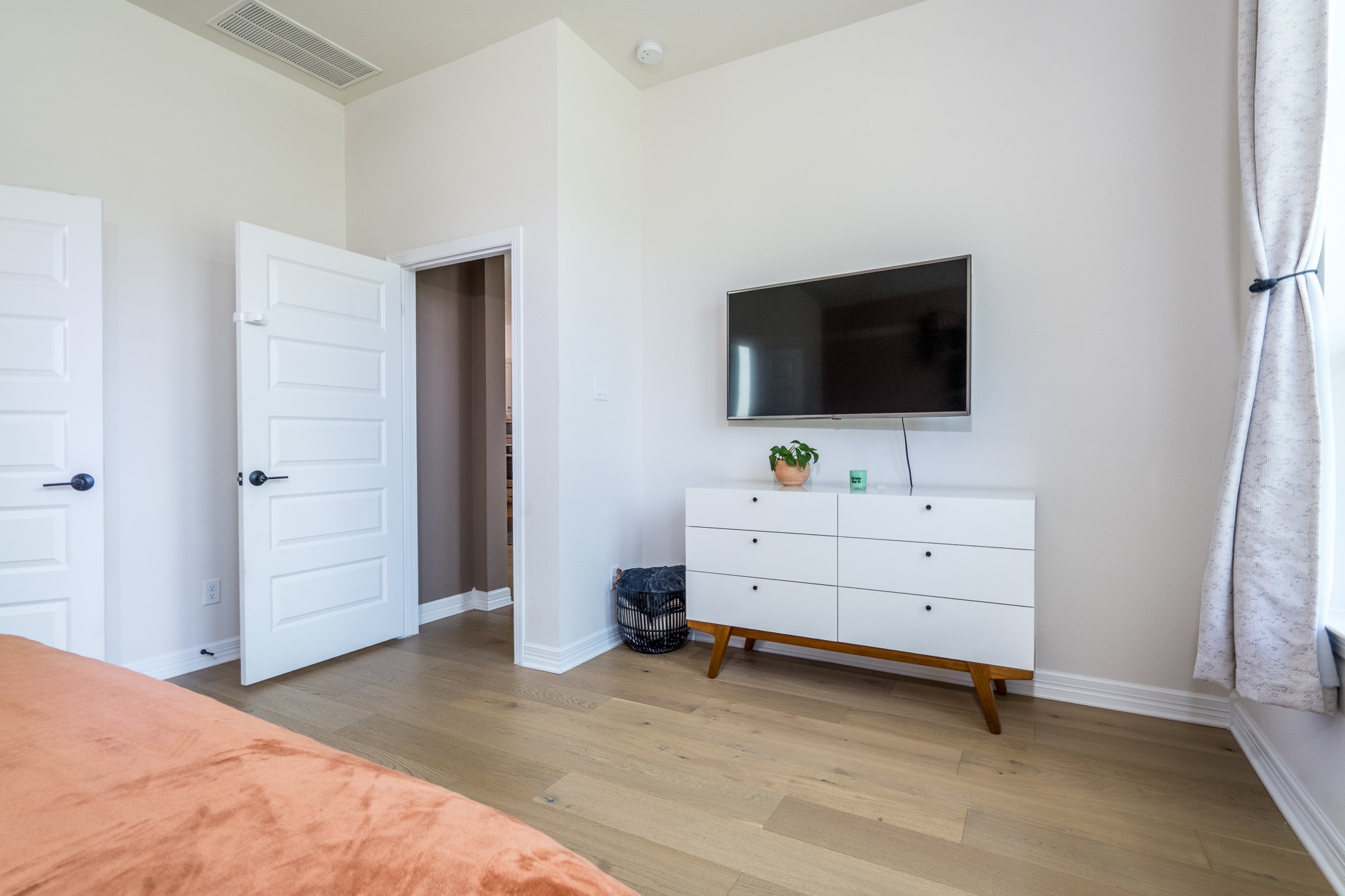 9403 Coleraine Court Property Photo 26