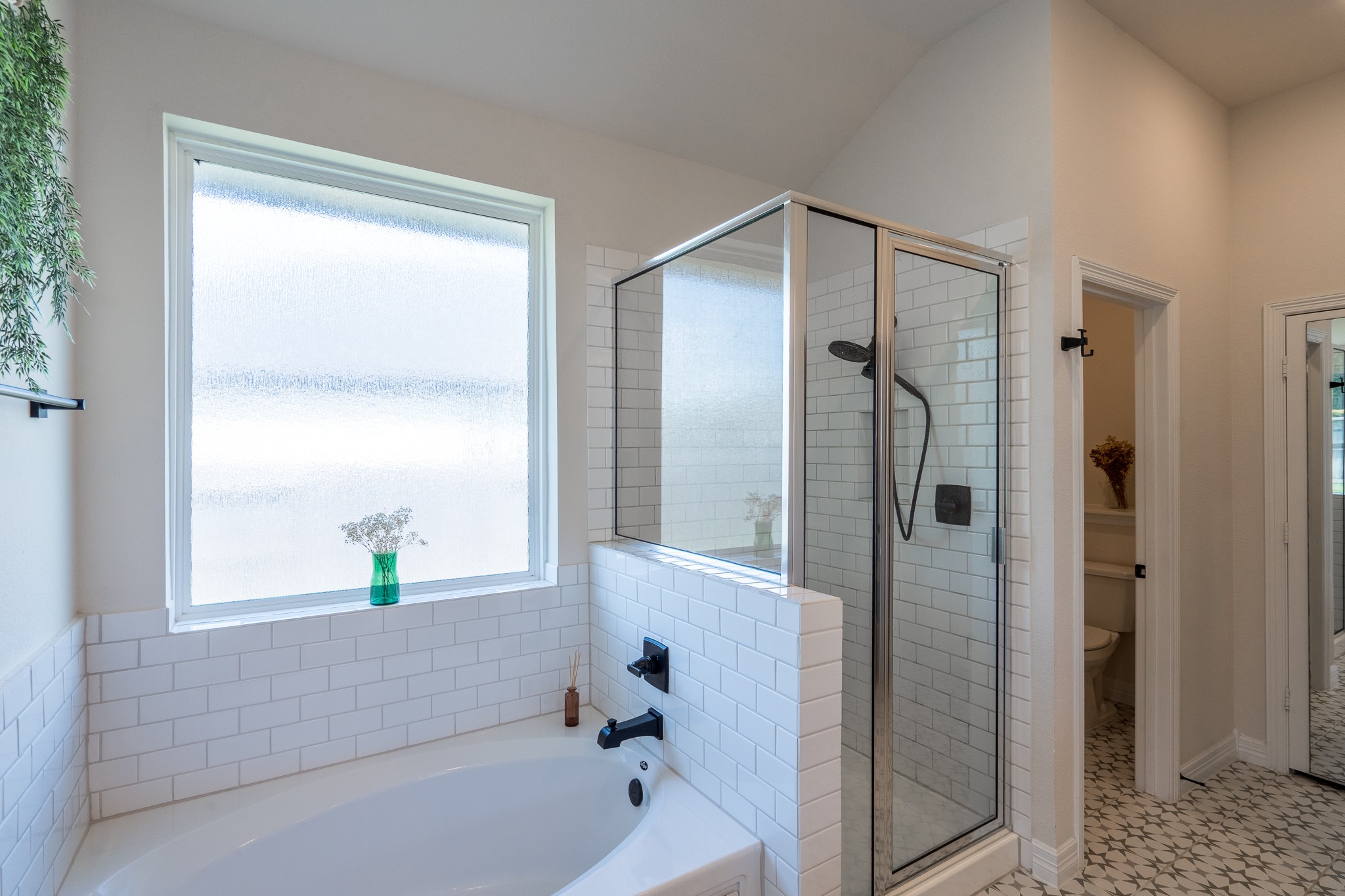 9403 Coleraine Court Property Photo 28