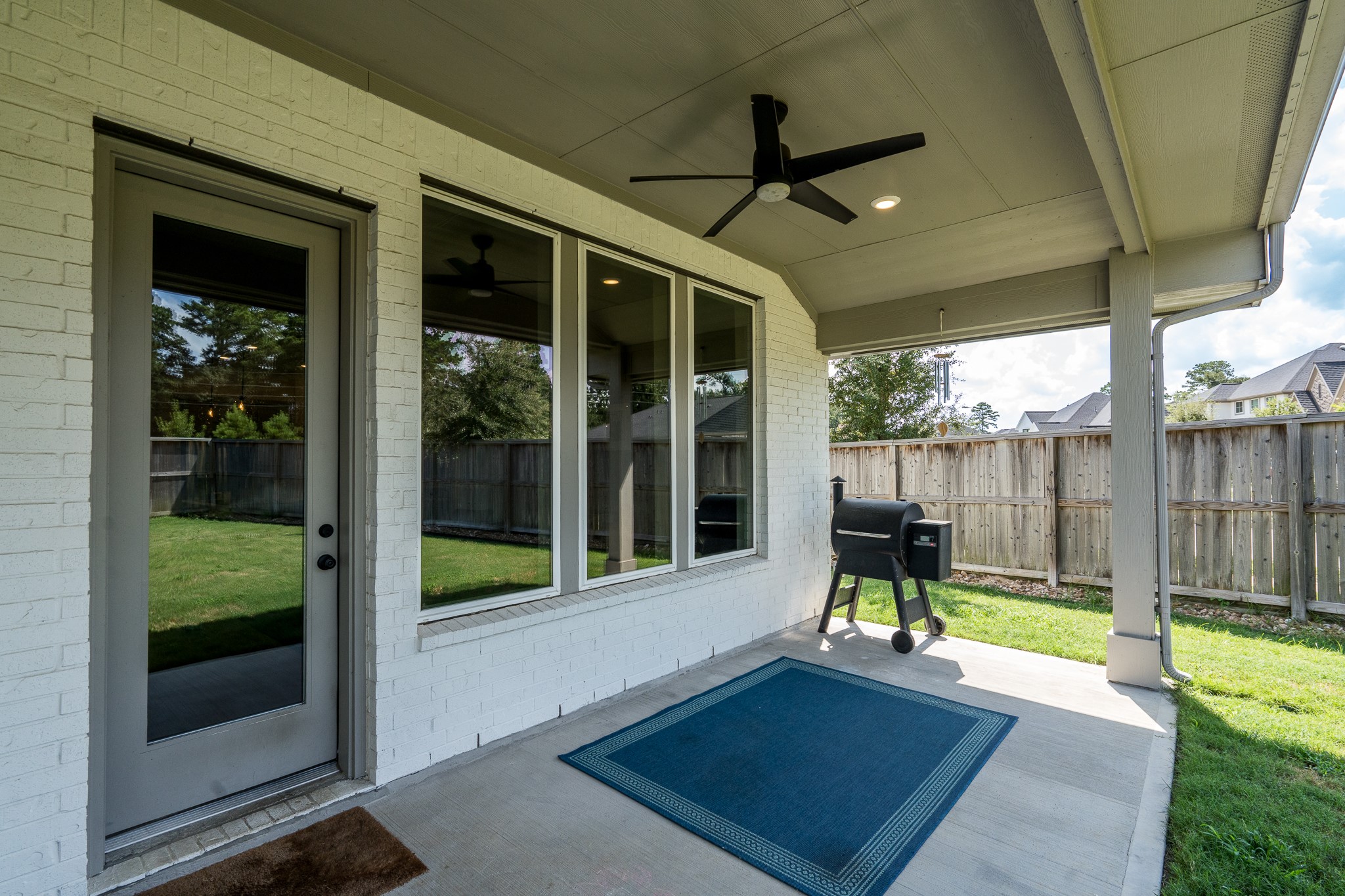 9403 Coleraine Court Property Photo 31