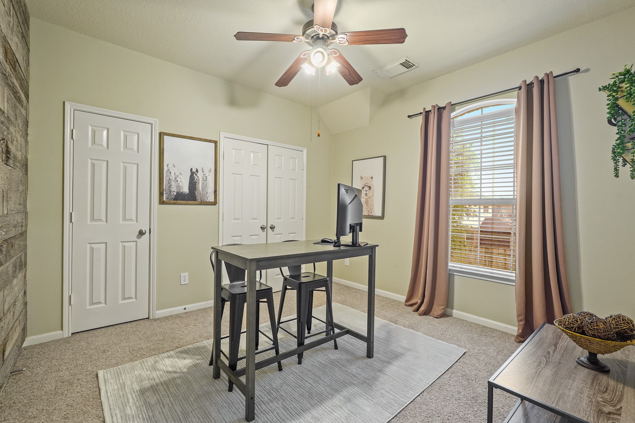 8815 Wenona Walk Property Photo 27