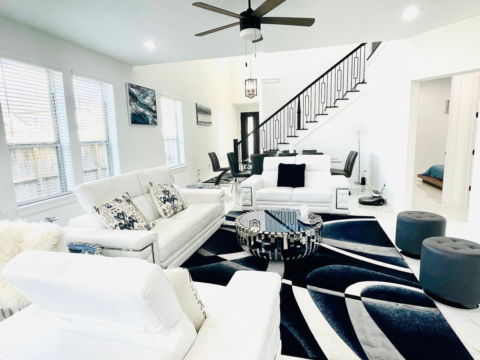 27039 Flower Isle Lane Property Photo 4