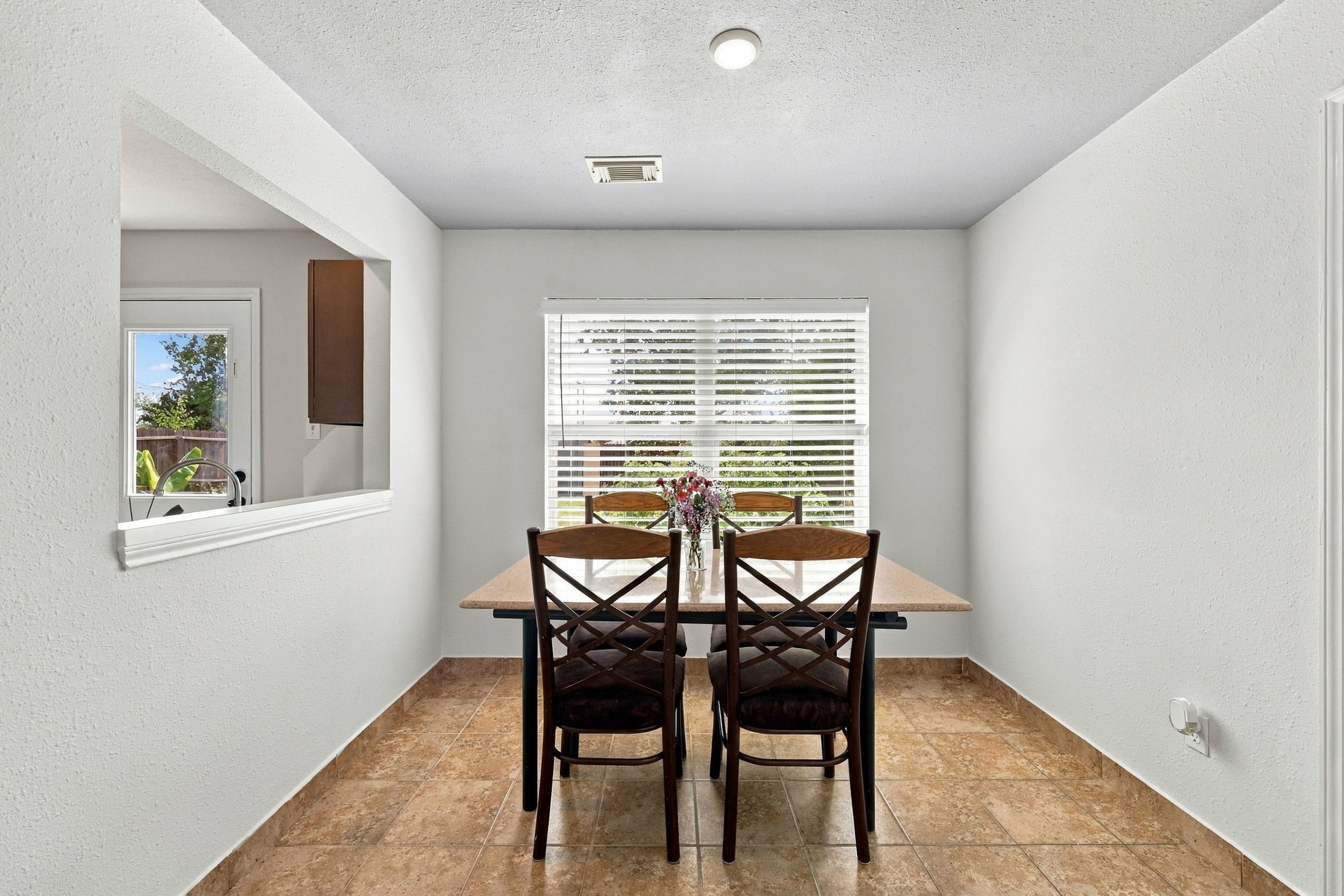 6219 Greenpark Manor Lane Property Photo 5
