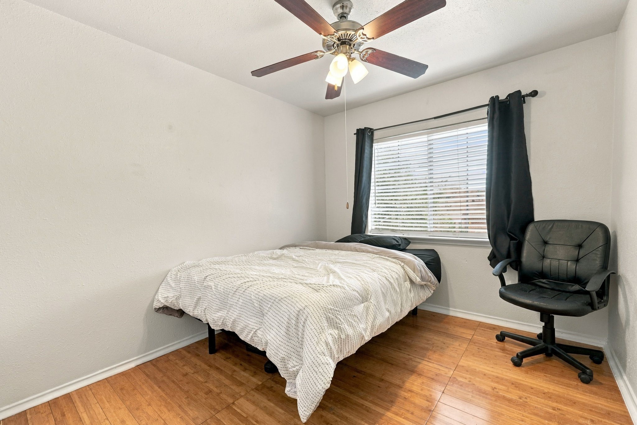 6219 Greenpark Manor Lane Property Photo 12