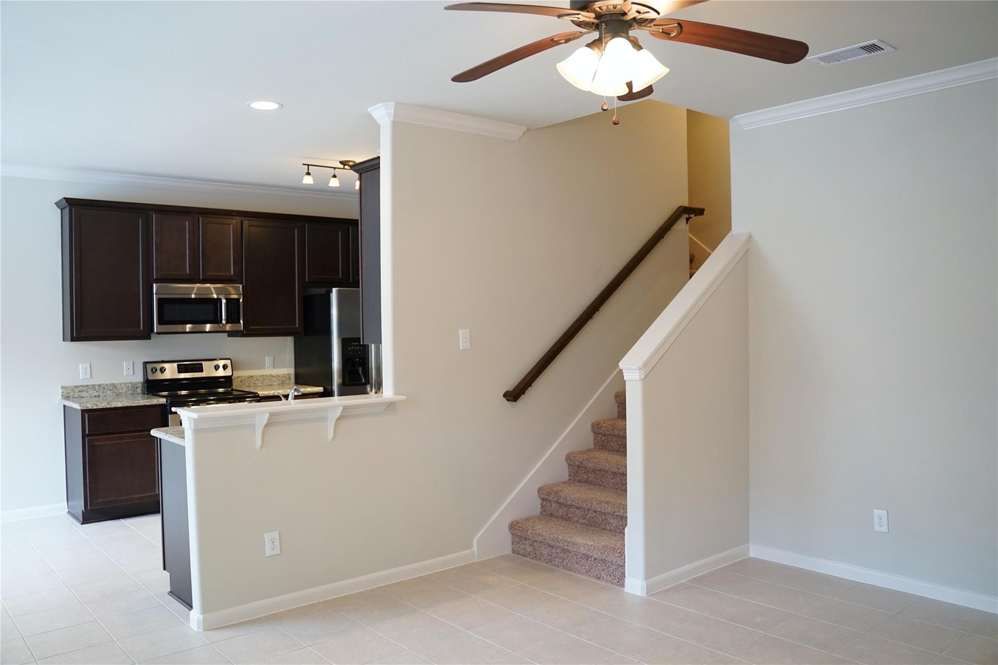 10507 Willow Park Green Property Photo 6