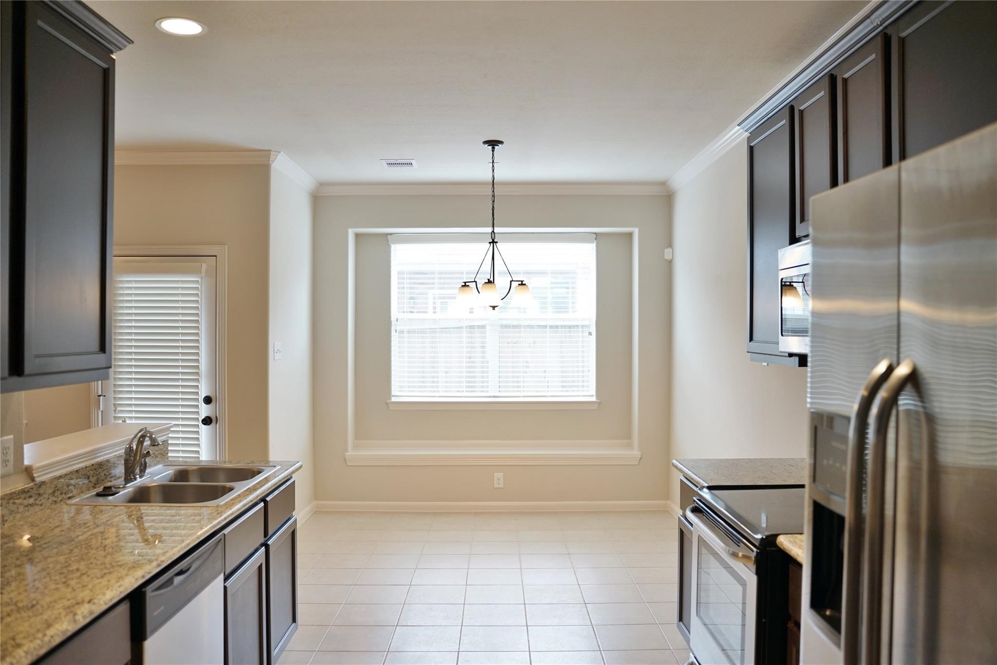 10507 Willow Park Green Property Photo 18