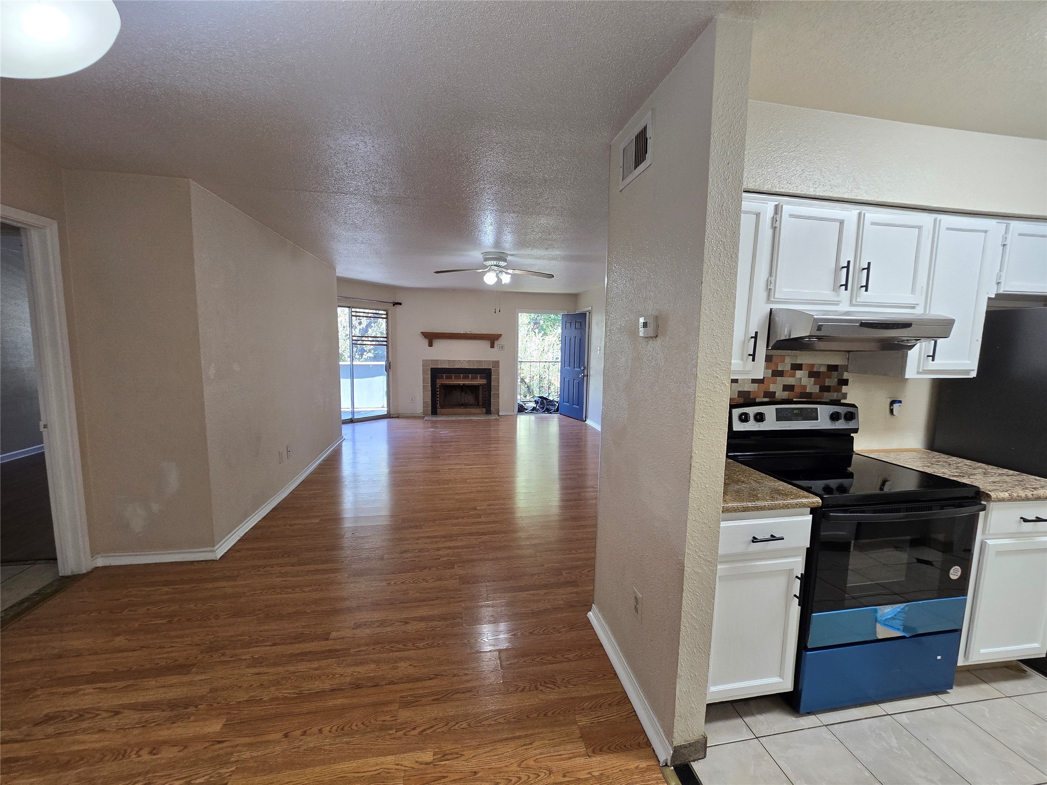 9797 Leawood Blvd 104 Property Photo 5