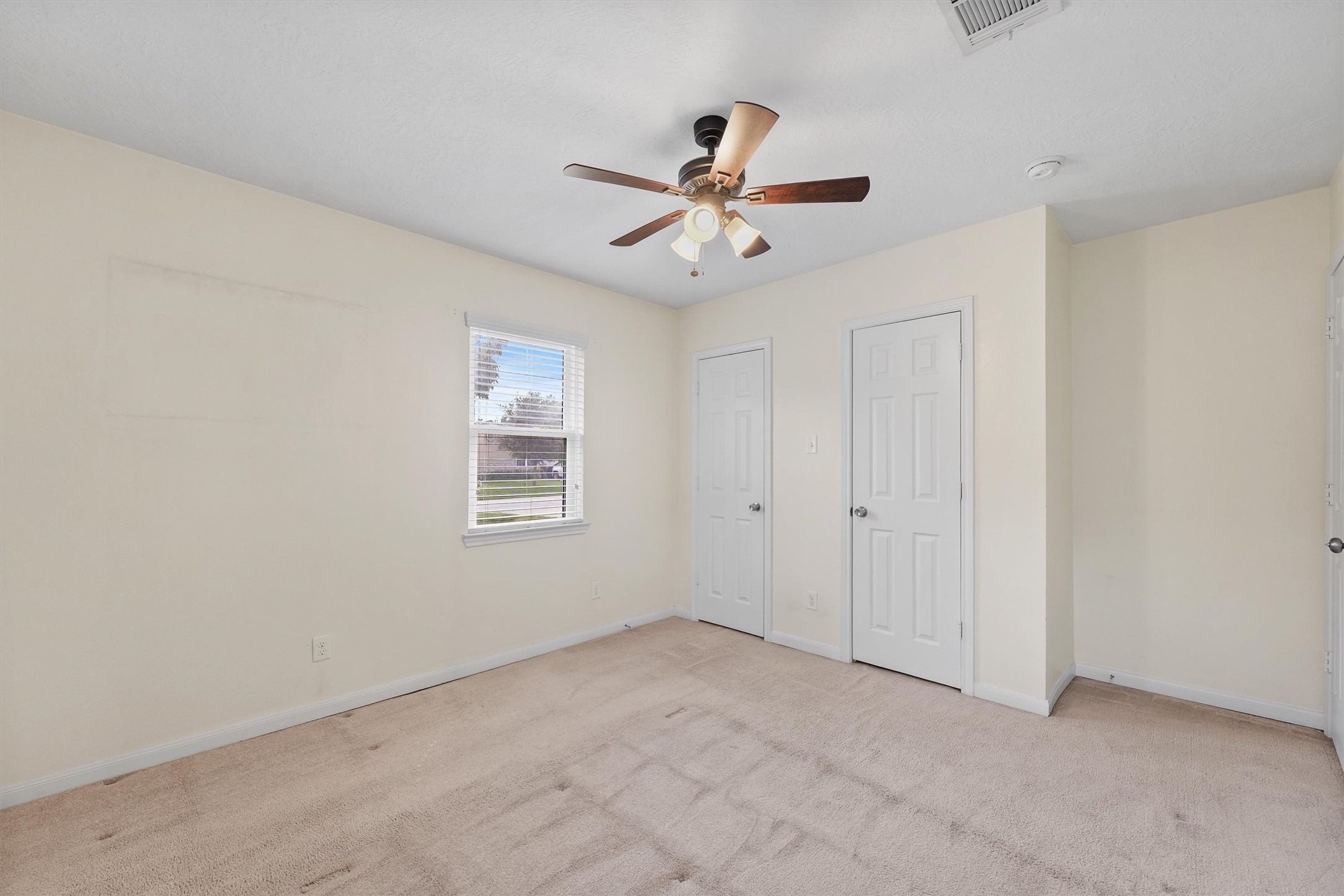 9016 Topaz Street Property Photo 18