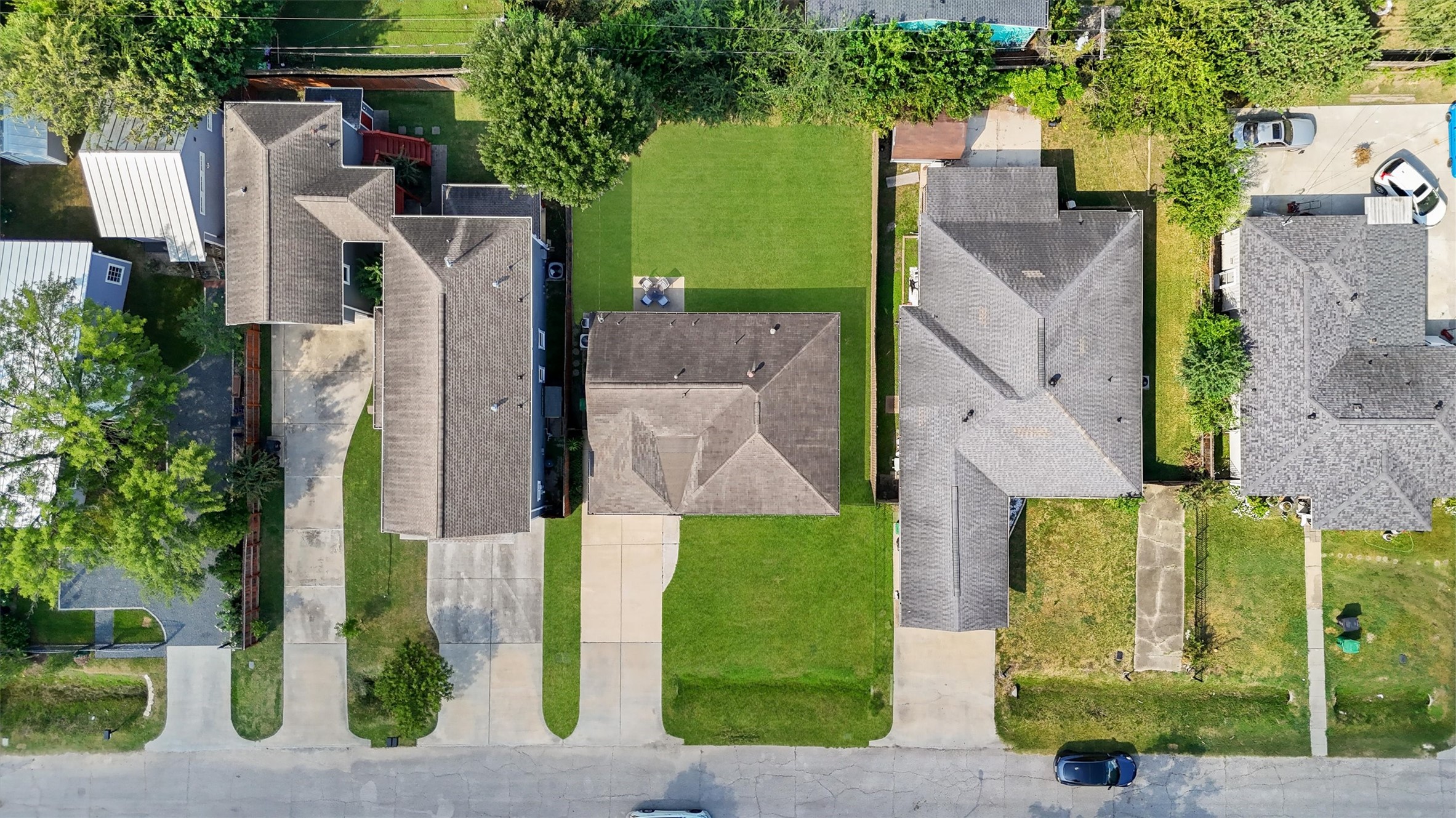 9016 Topaz Street Property Photo 30