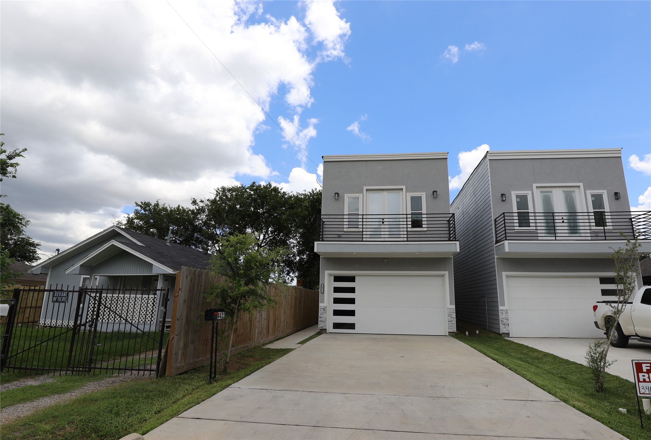 4422 Phlox Street Property Photo 1