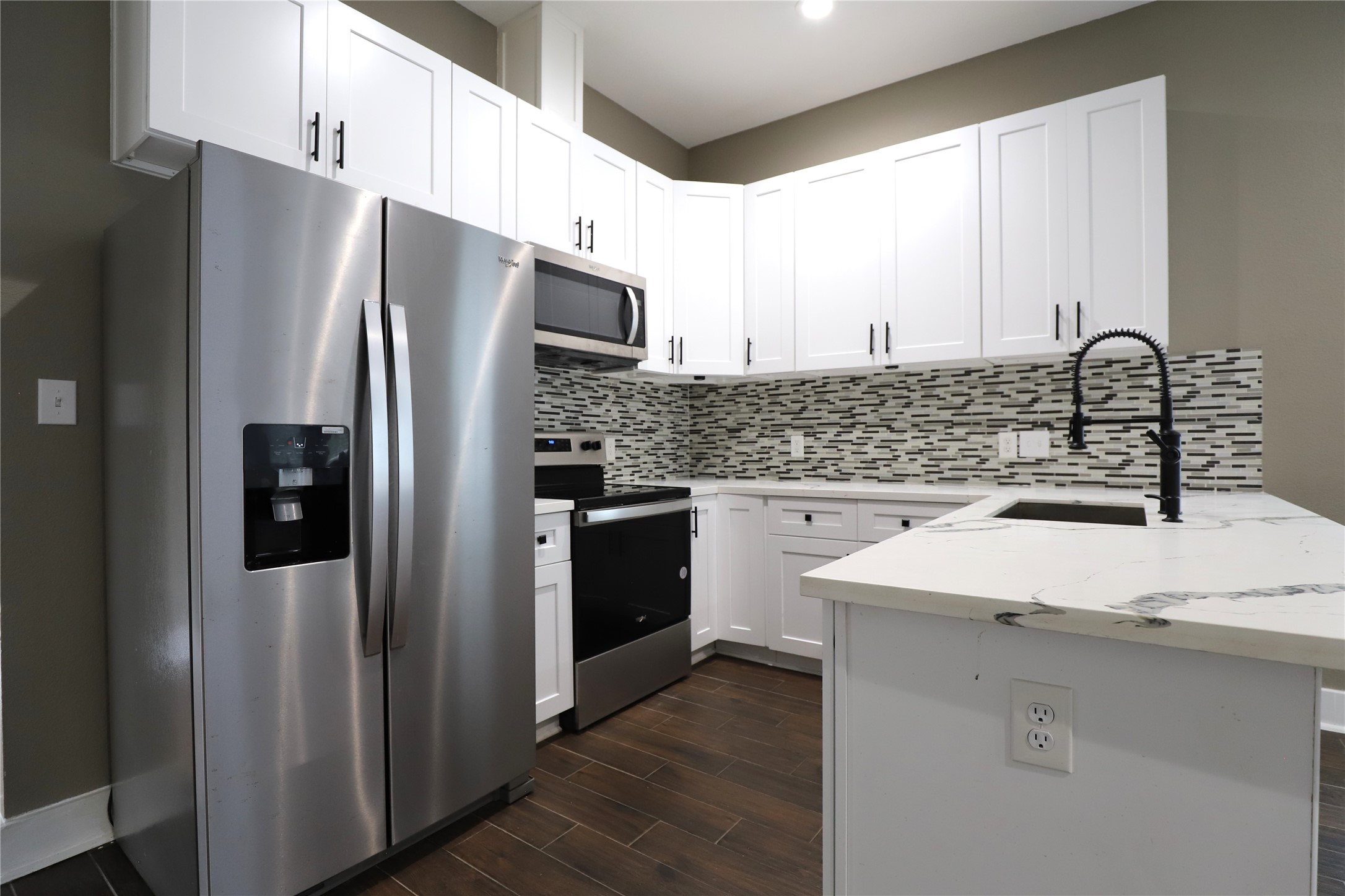 4422 Phlox Street Property Photo 7
