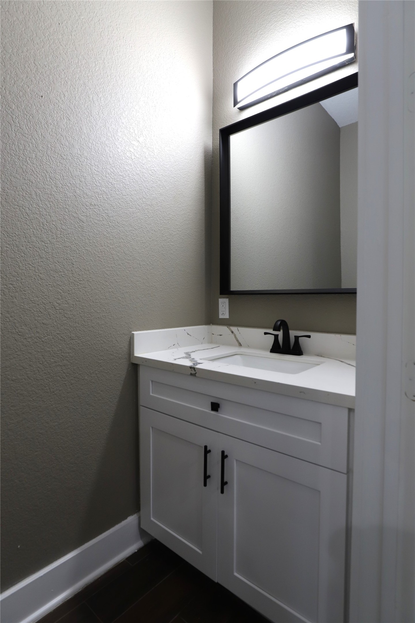 4422 Phlox Street Property Photo 10