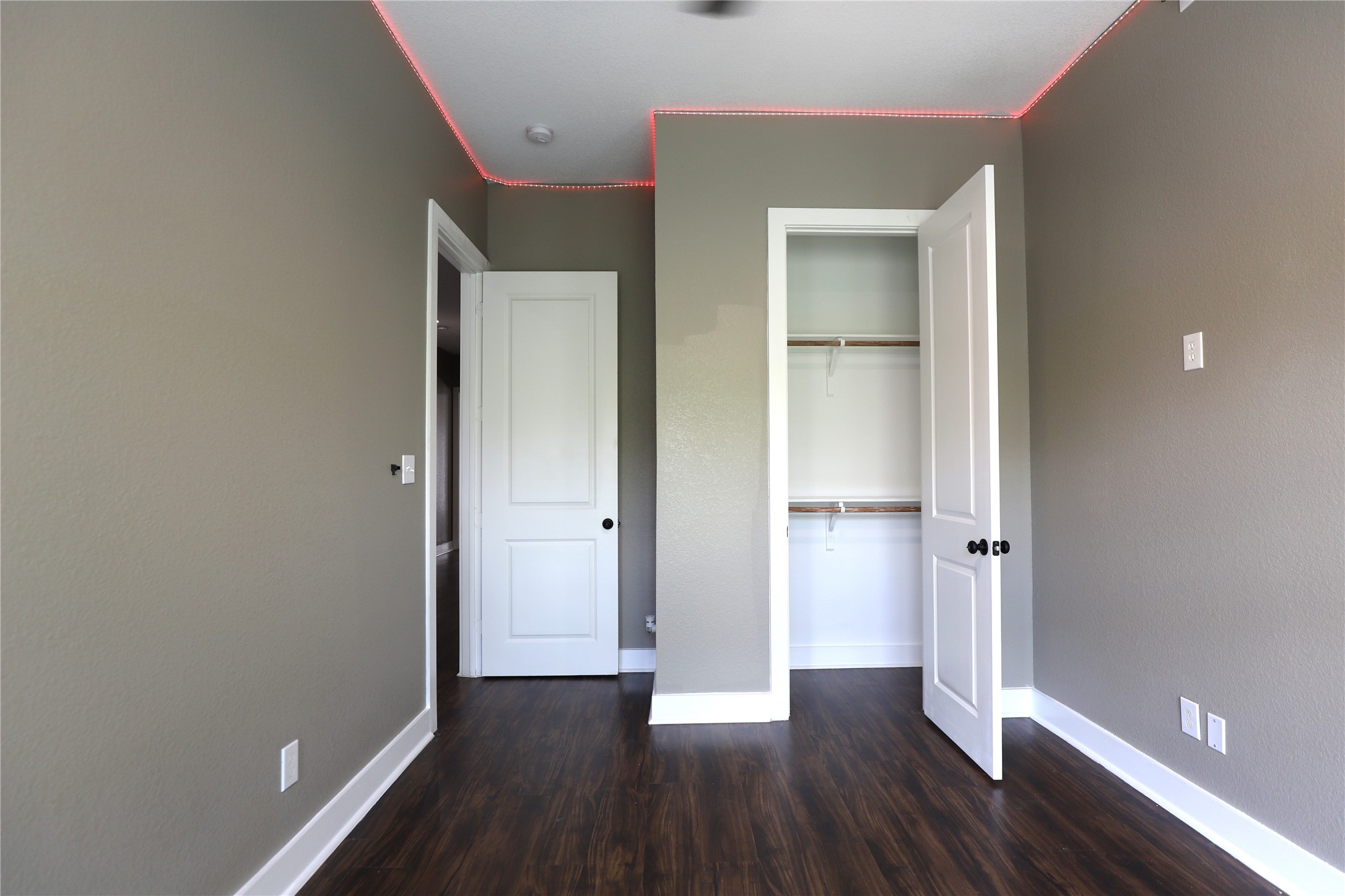 4422 Phlox Street Property Photo 15