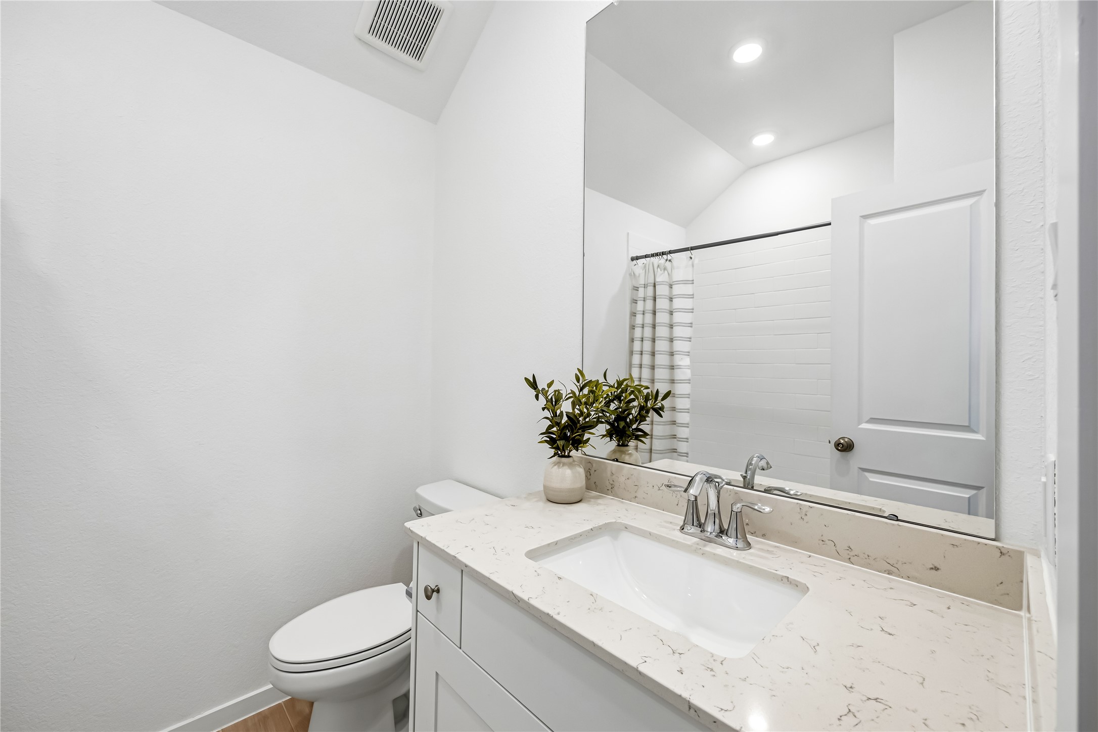 2701 Meridian Springs Drive Property Photo 22