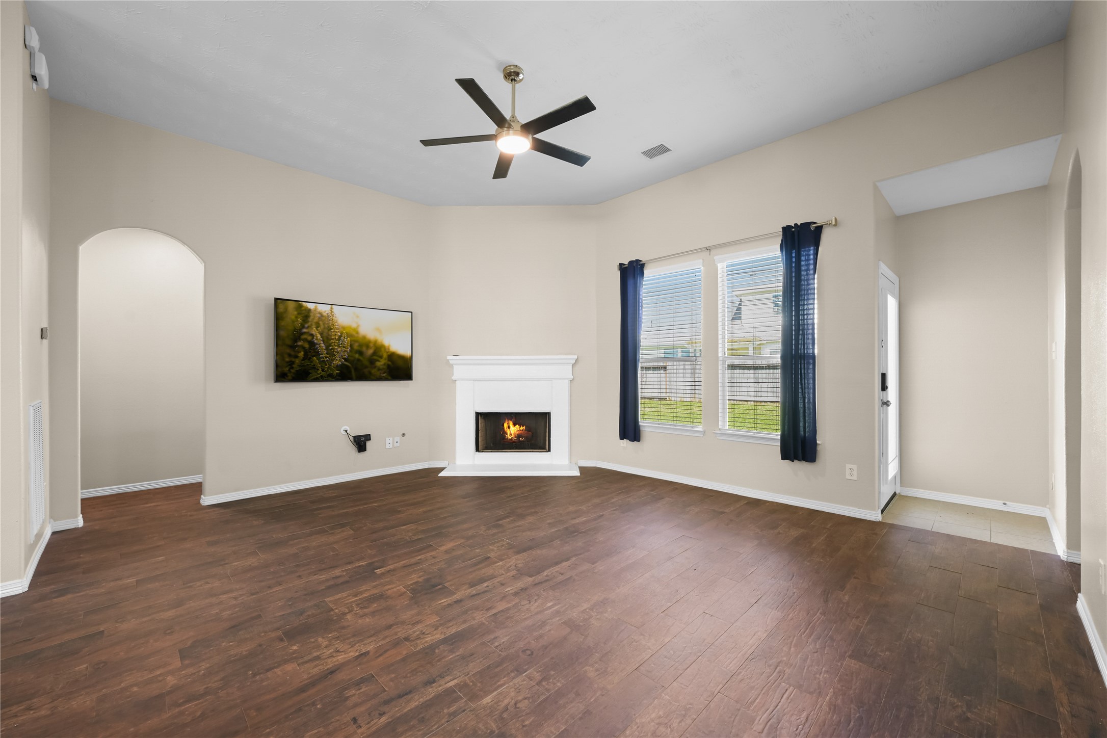 9314 E Lakeside Drive Property Photo 15
