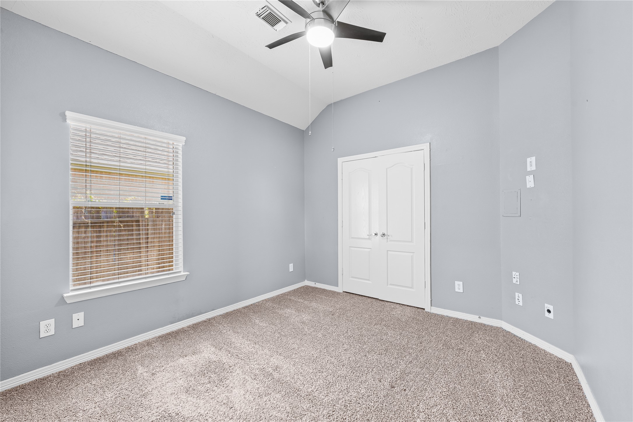 9314 E Lakeside Drive Property Photo 20