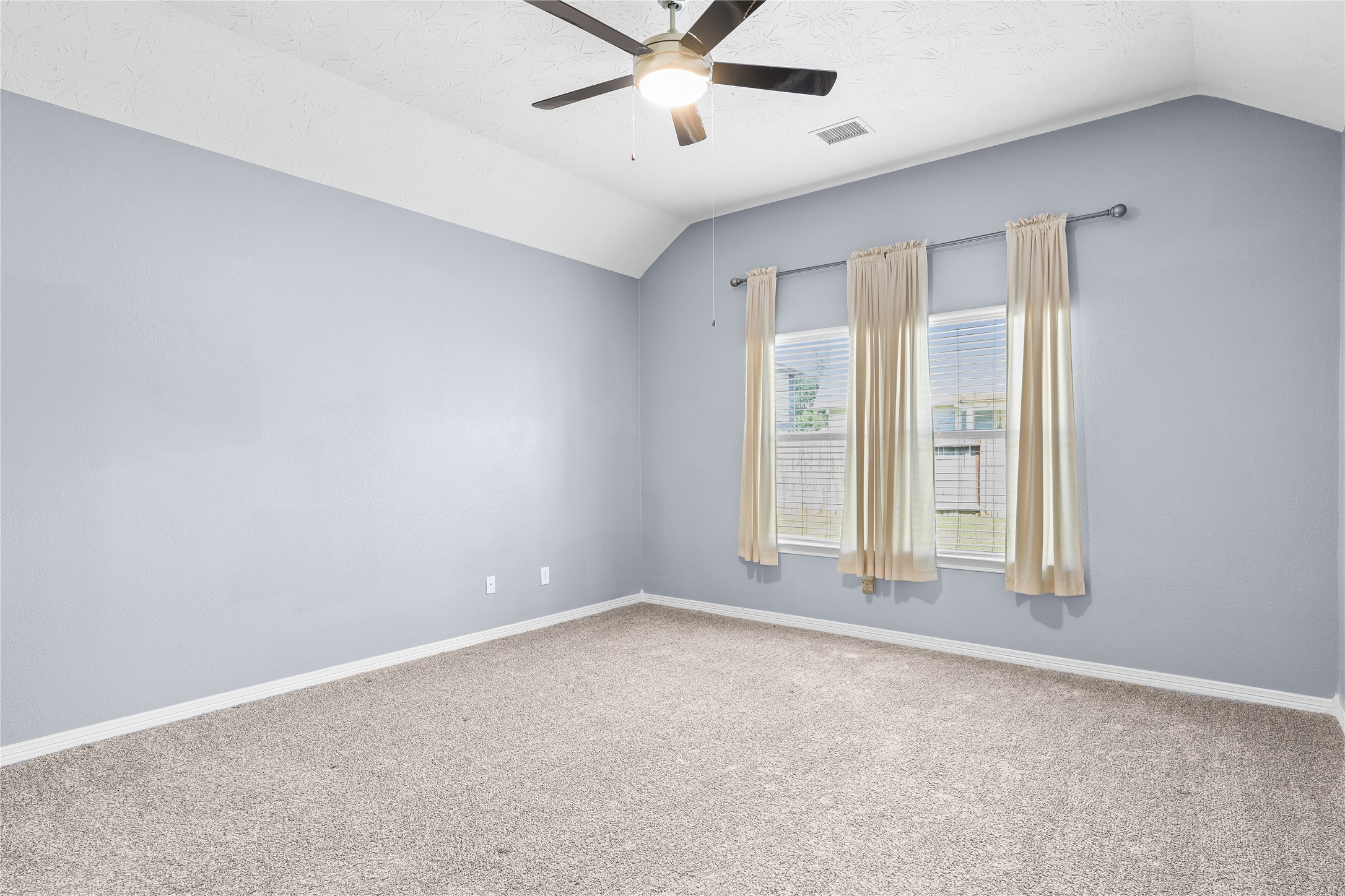 9314 E Lakeside Drive Property Photo 23