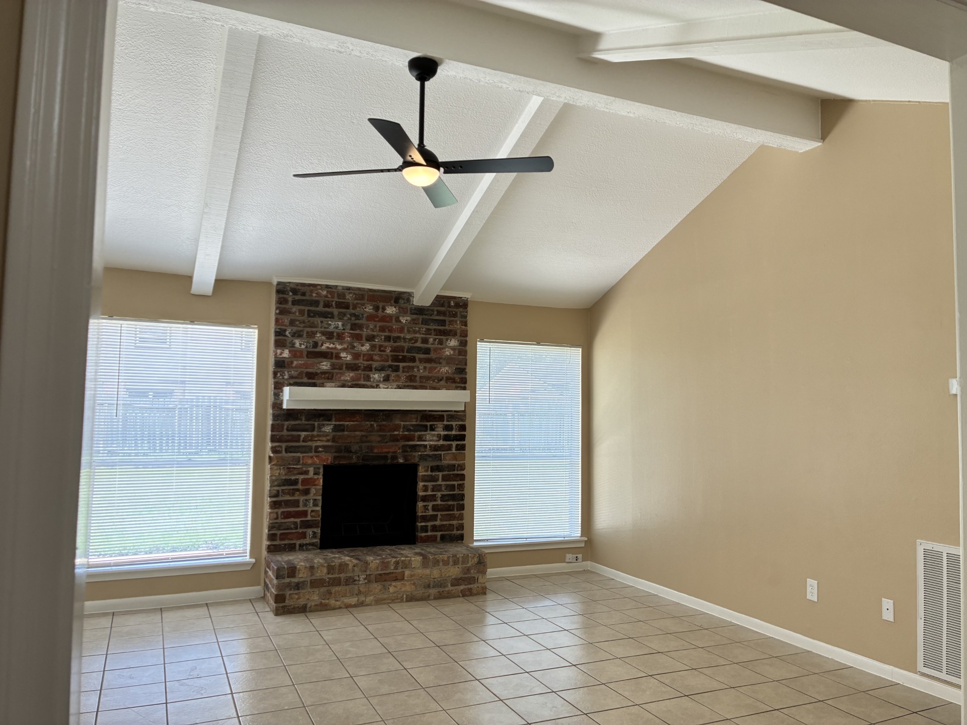 10314 Autumn Harvest Drive Property Photo 6