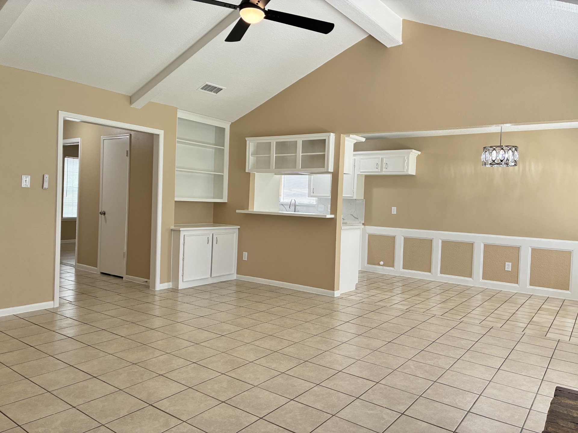10314 Autumn Harvest Drive Property Photo 8