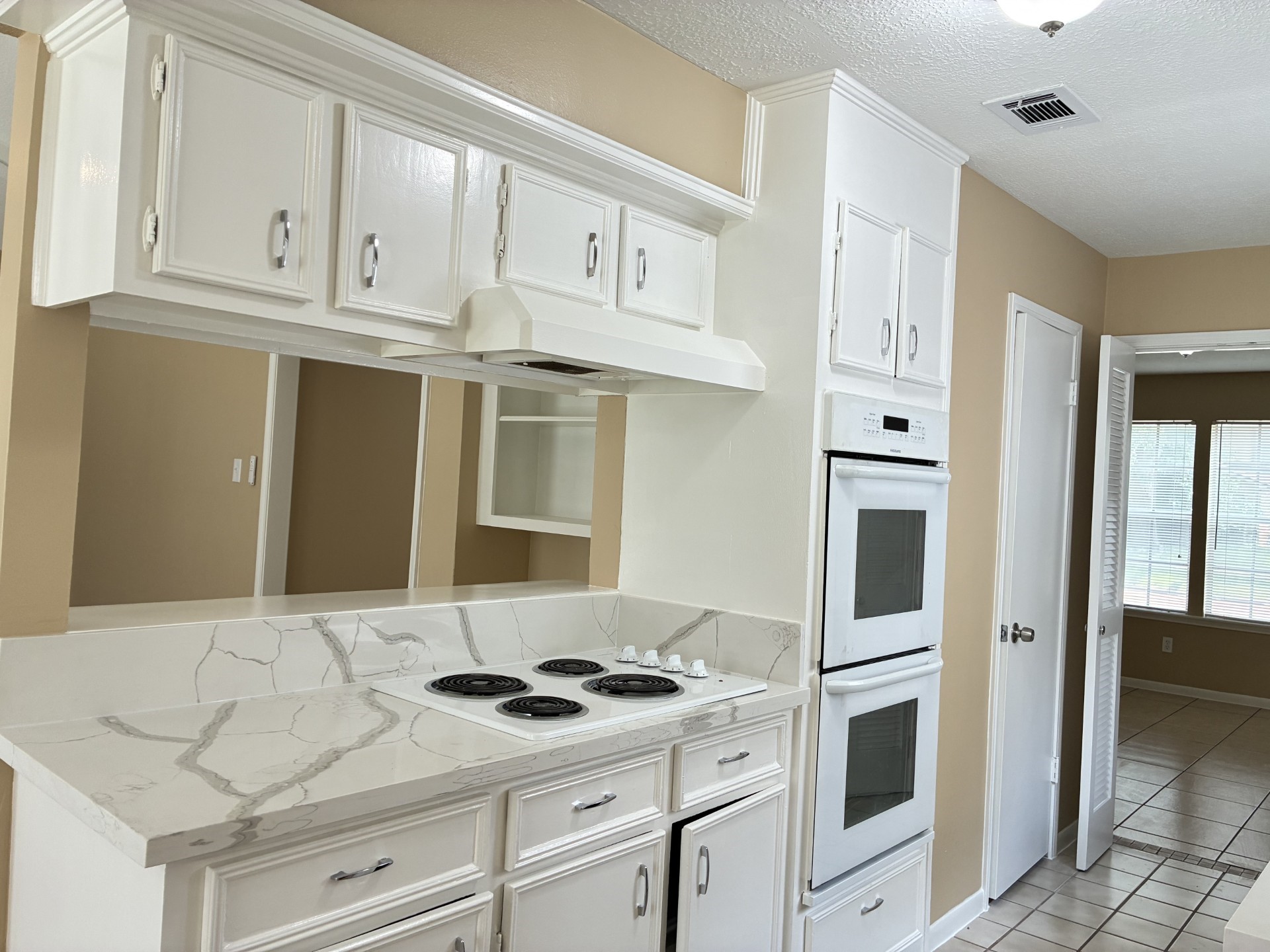10314 Autumn Harvest Drive Property Photo 10
