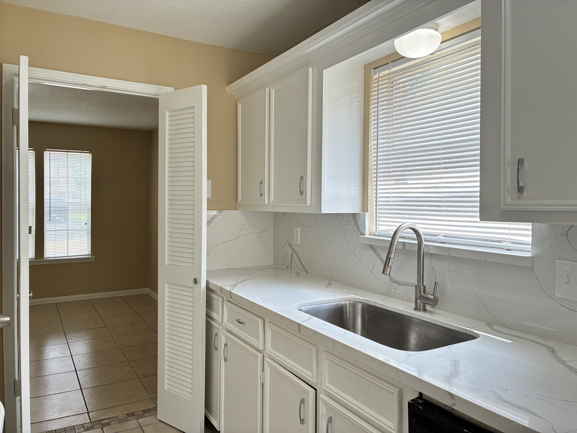 10314 Autumn Harvest Drive Property Photo 11
