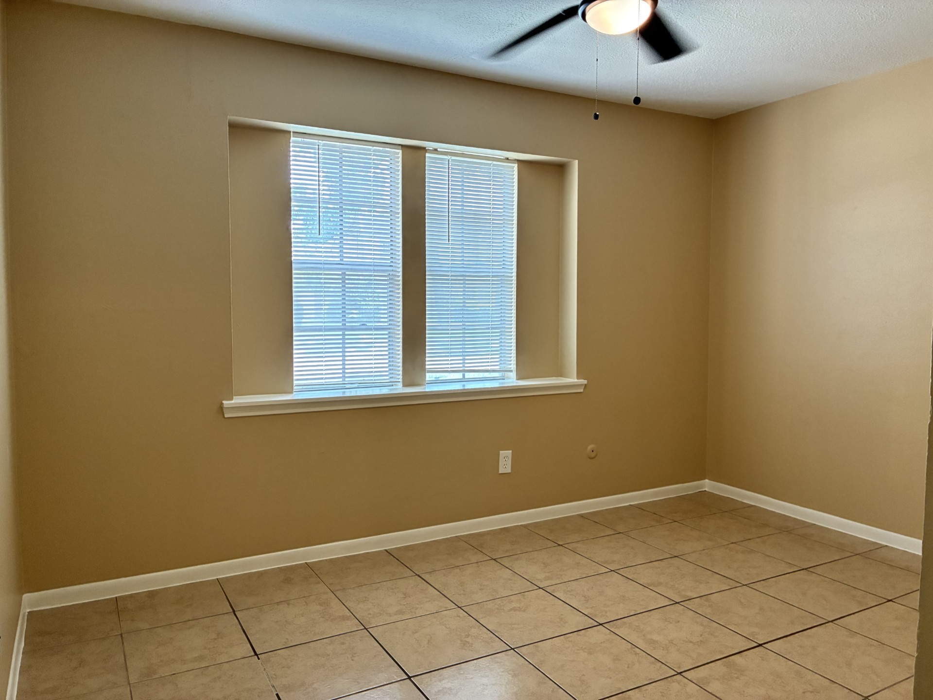 10314 Autumn Harvest Drive Property Photo 15