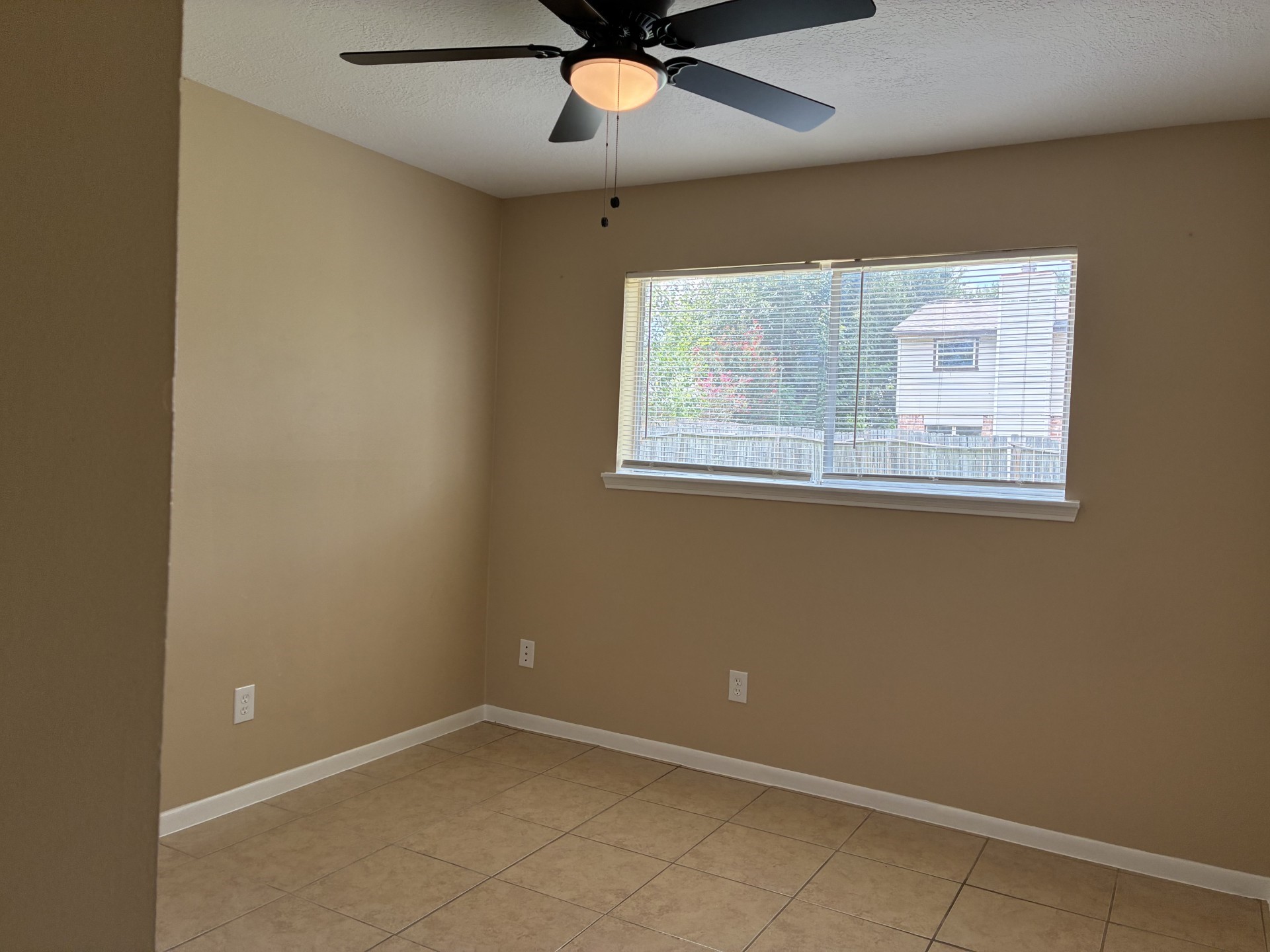 10314 Autumn Harvest Drive Property Photo 16