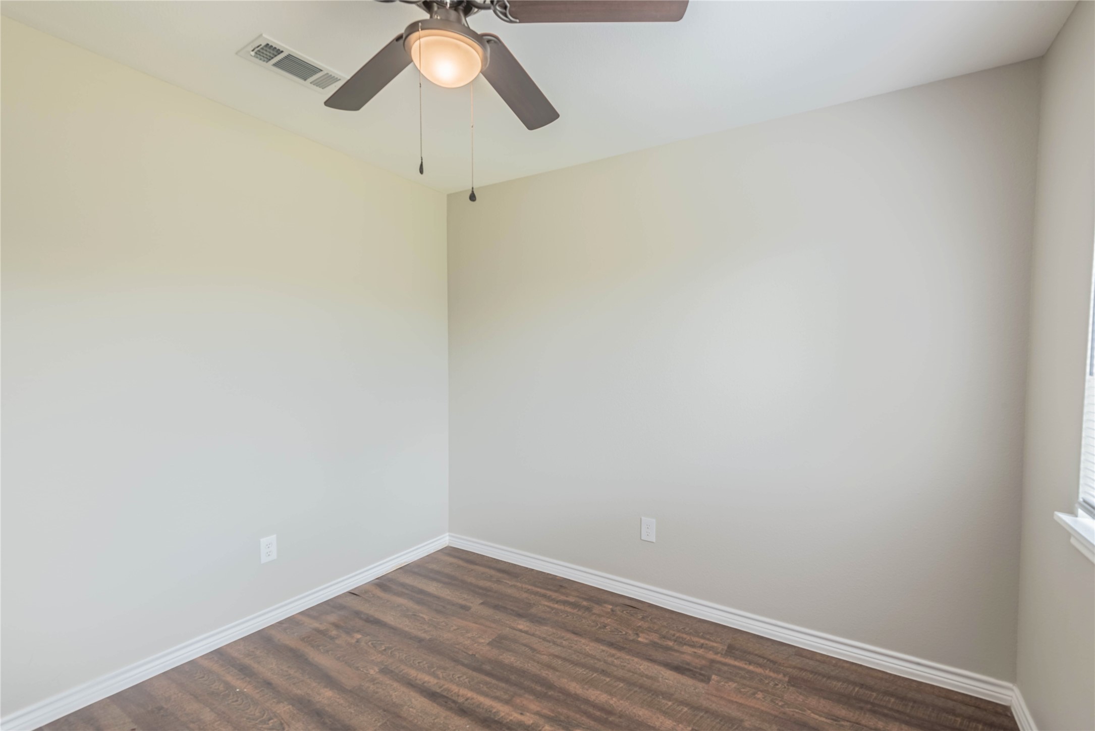 7522 Pepperbrook Drive Property Photo 13