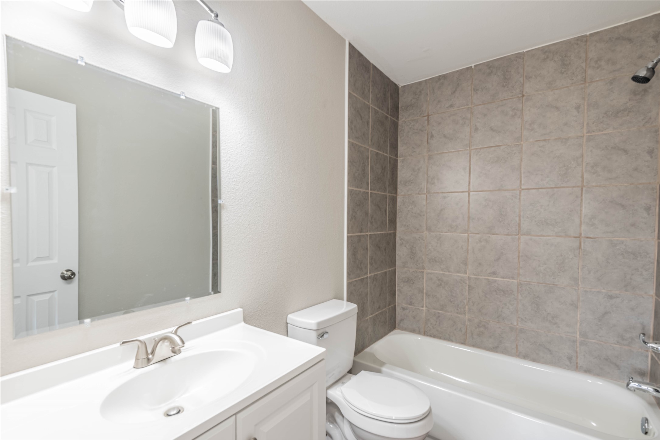 7522 Pepperbrook Drive Property Photo 15