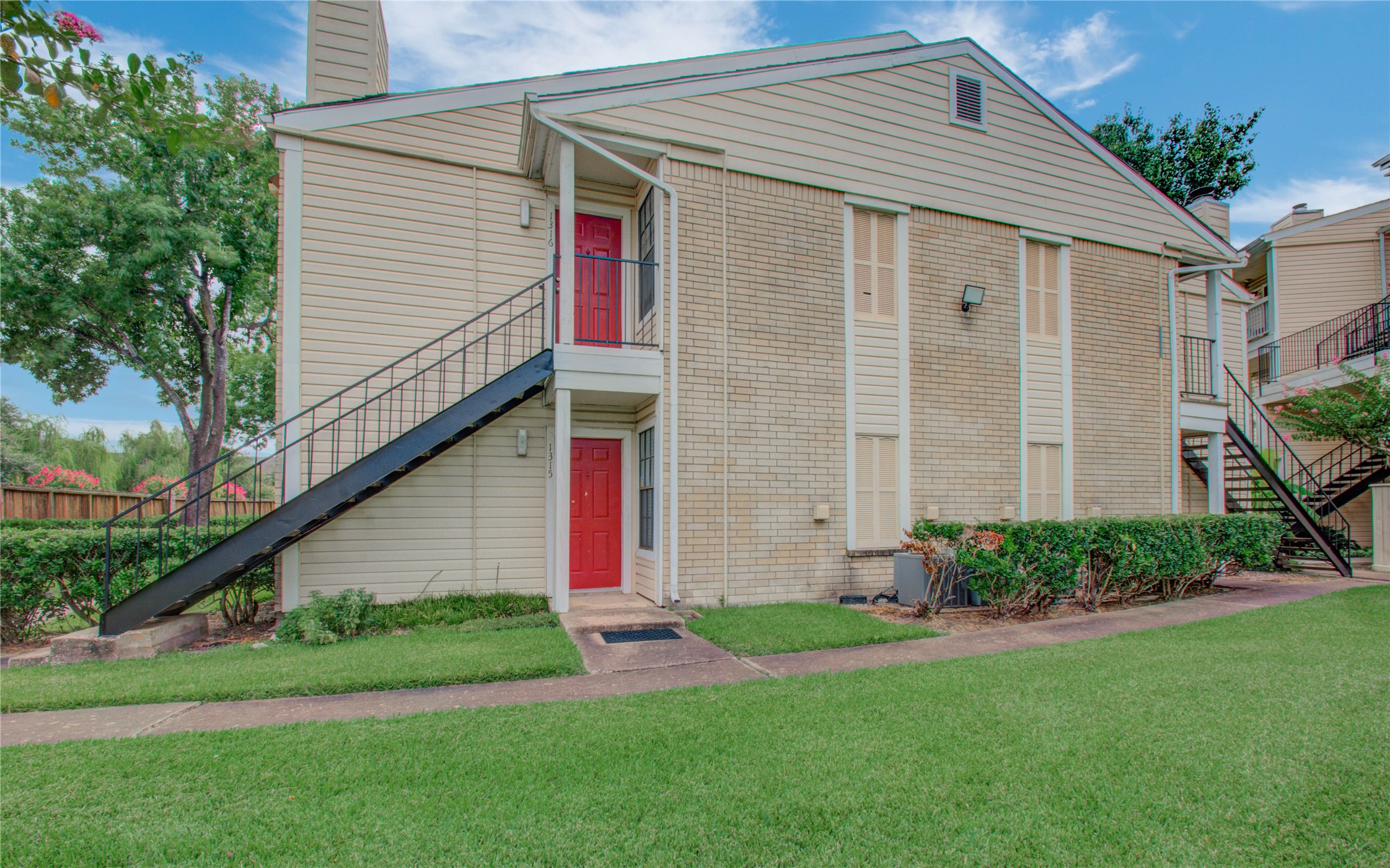 2750 Holly Hall Street 1315 Property Photo 37