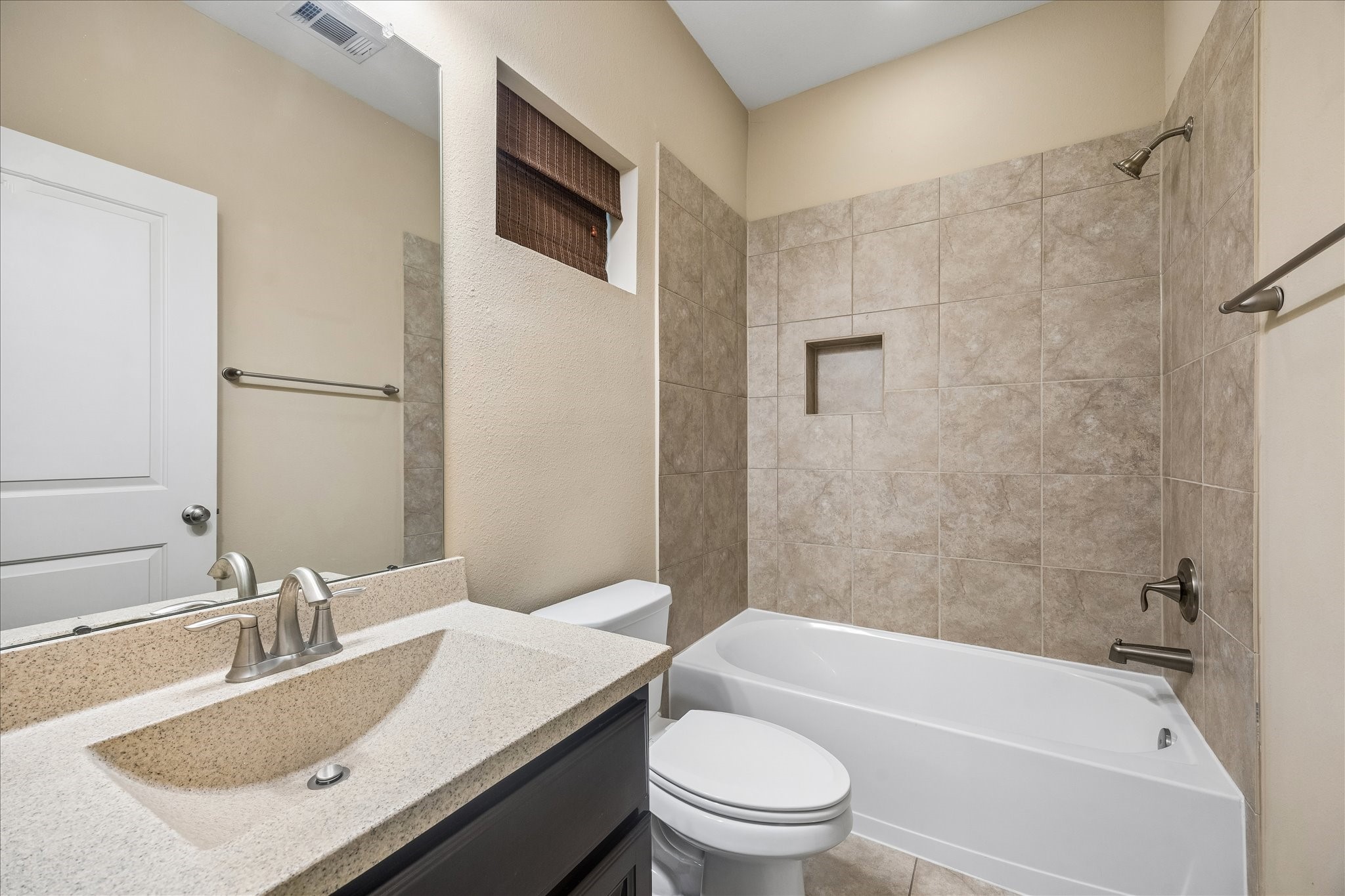 767 Waverly Street Property Photo 14