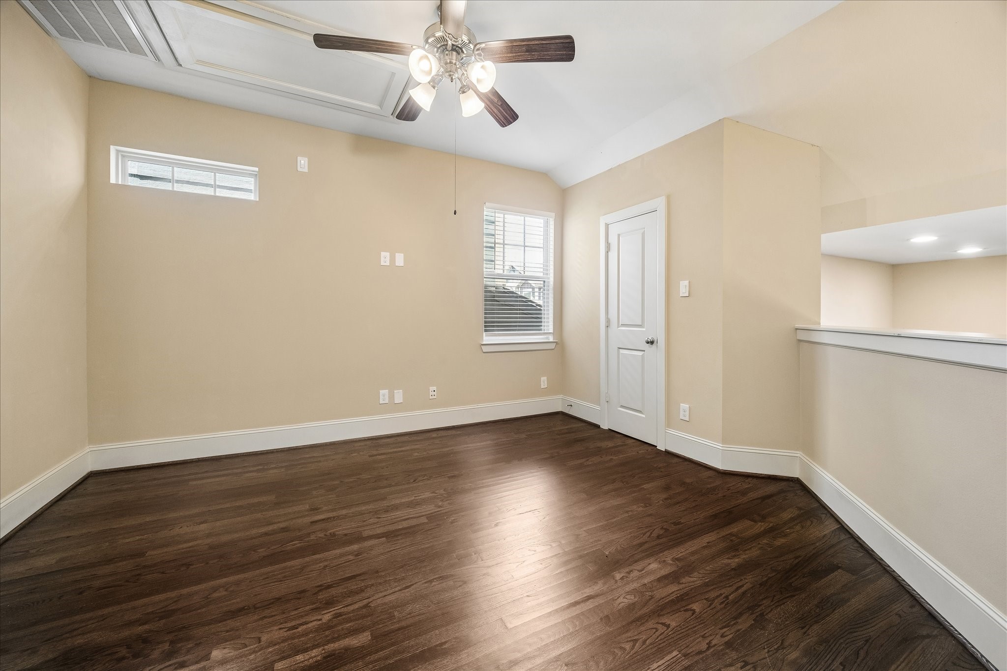 767 Waverly Street Property Photo 17