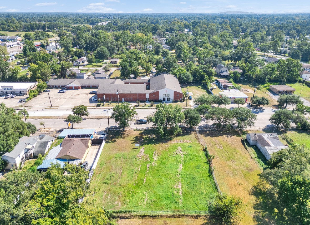 9227 Homestead Road Property Photo 4