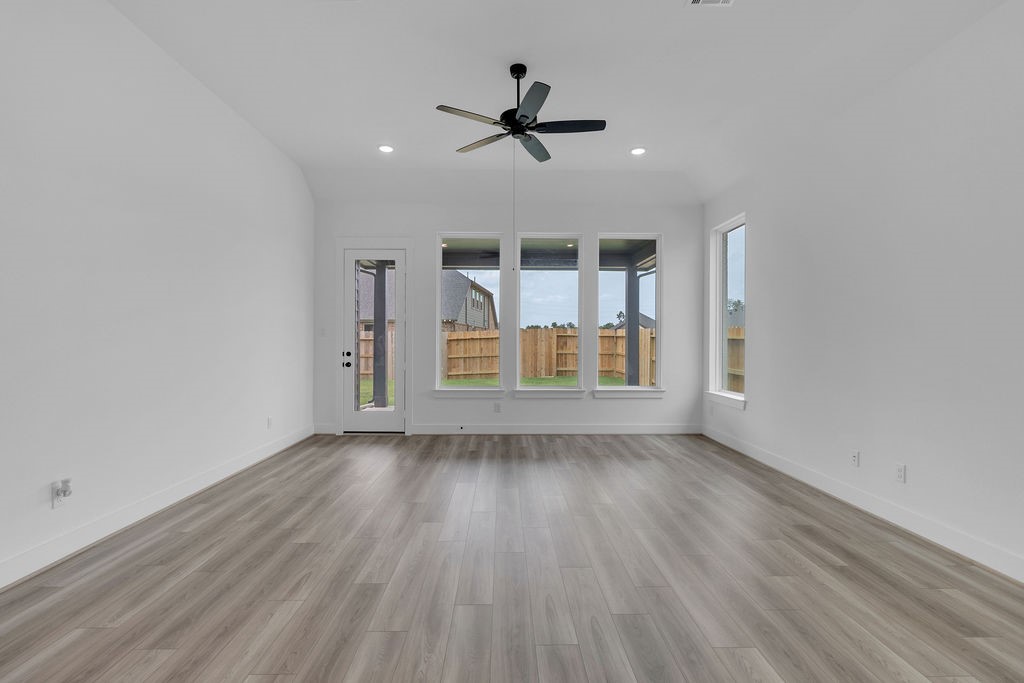 2232 Inglenook Grove Drive Property Photo 14