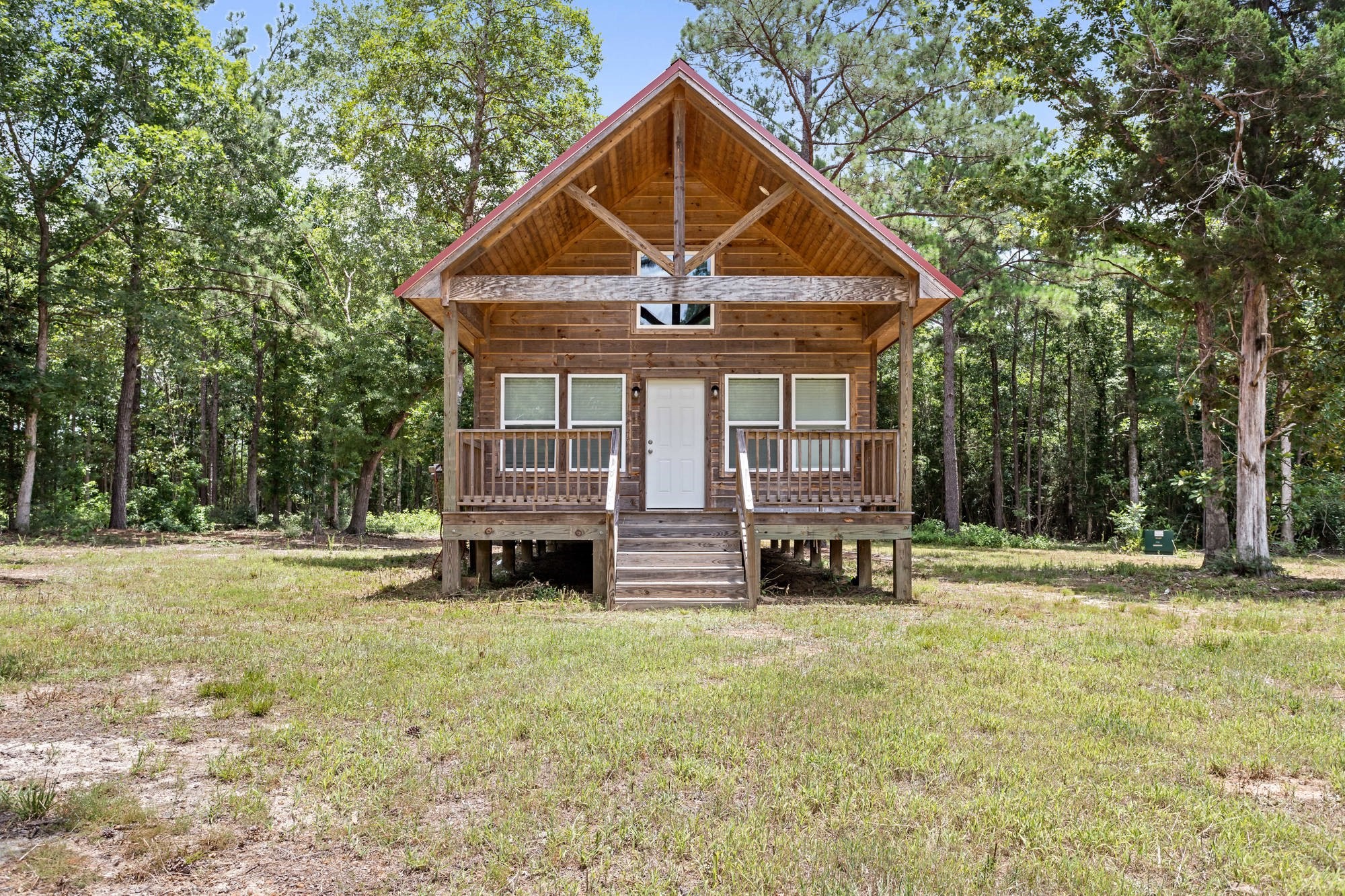 1111 County Road 4370 Property Photo 1