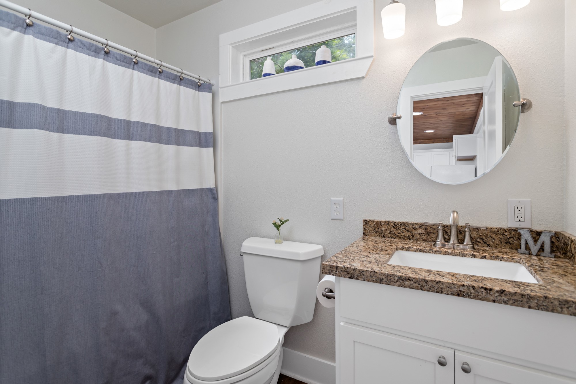 1111 County Road 4370 Property Photo 16